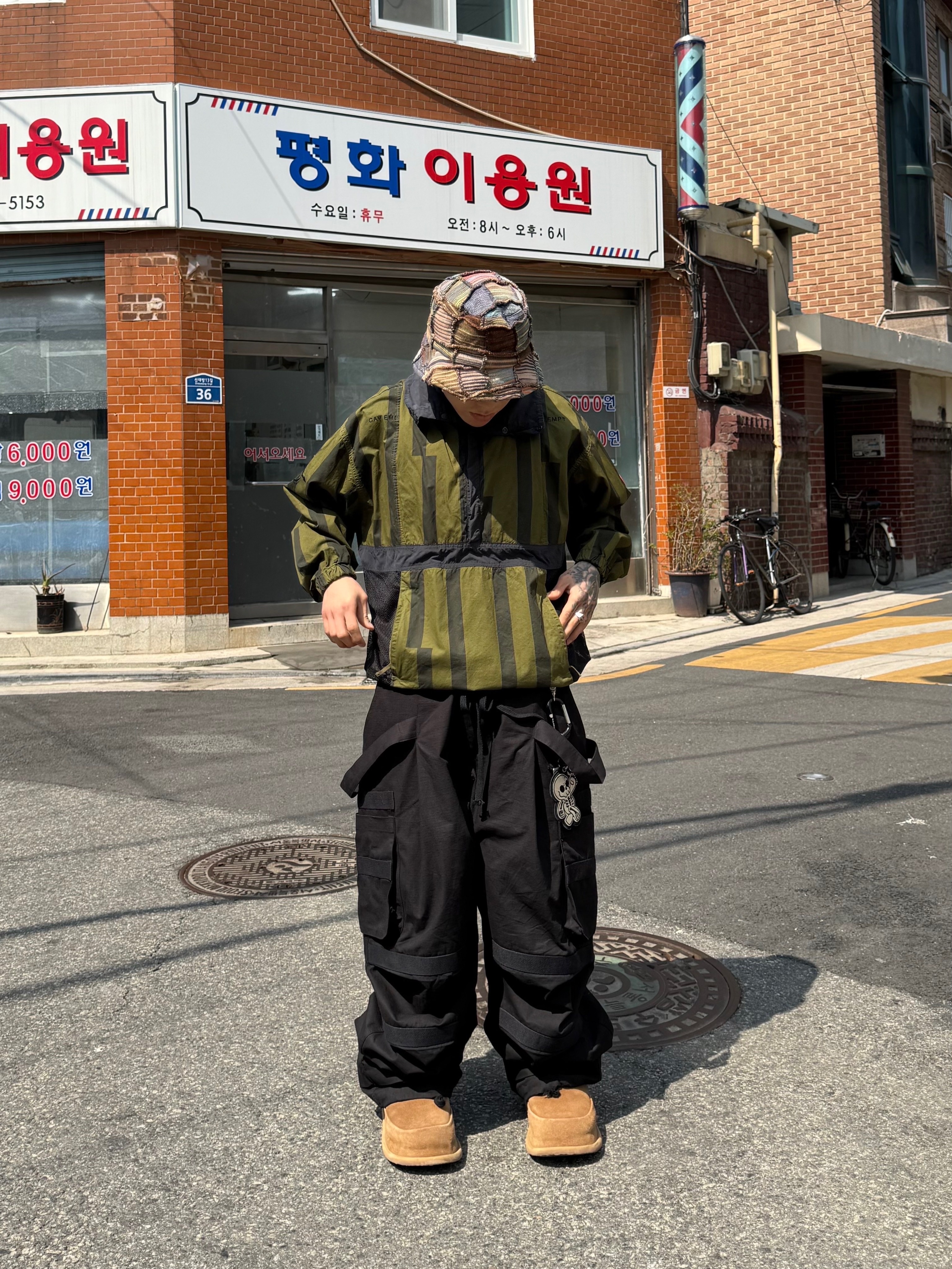 Wapworks Hard Knocks Cargo Pants Gas 착용 스타일 - 3