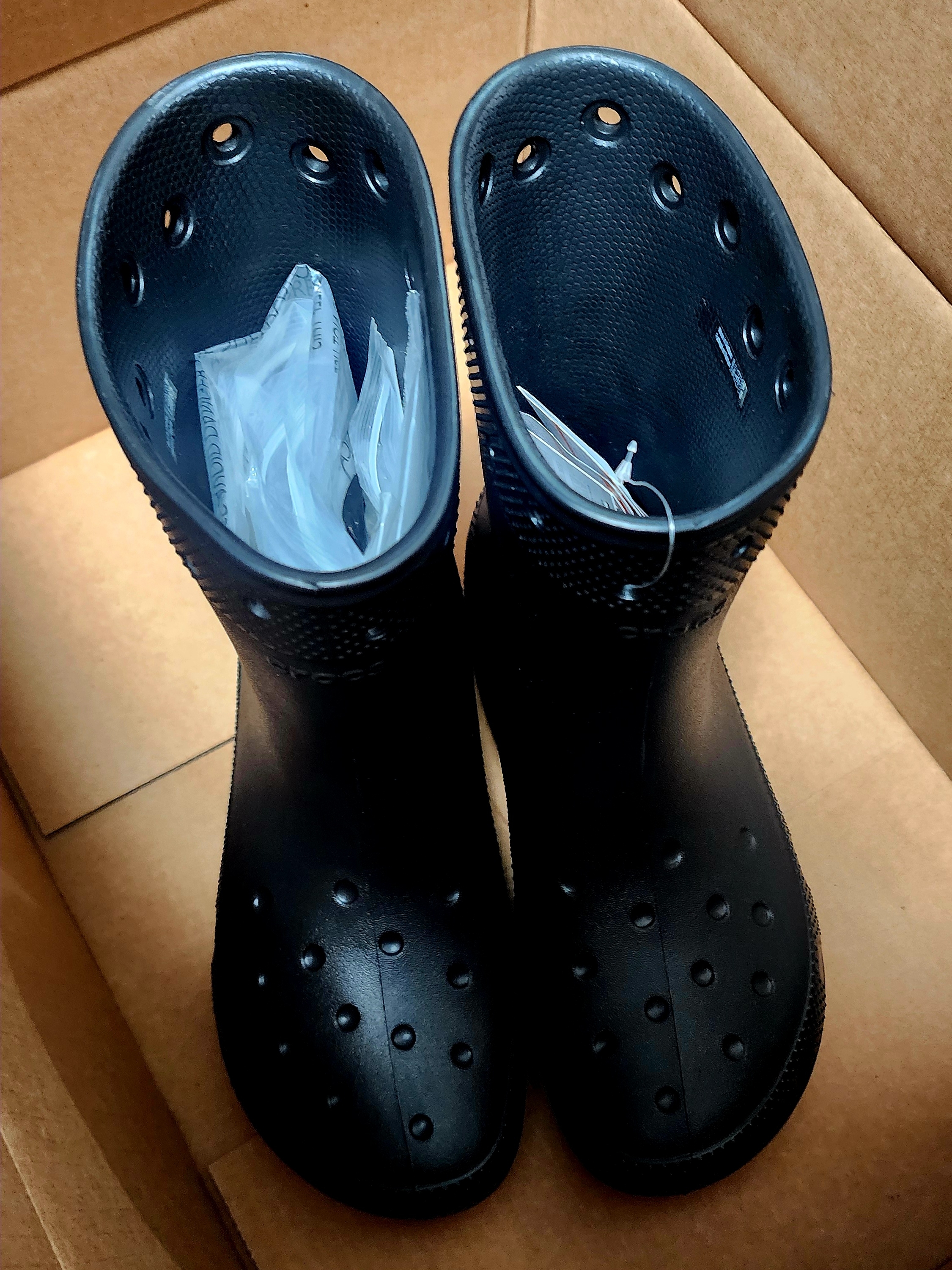 Crocs Classic Rain Boots Black 착용 스타일