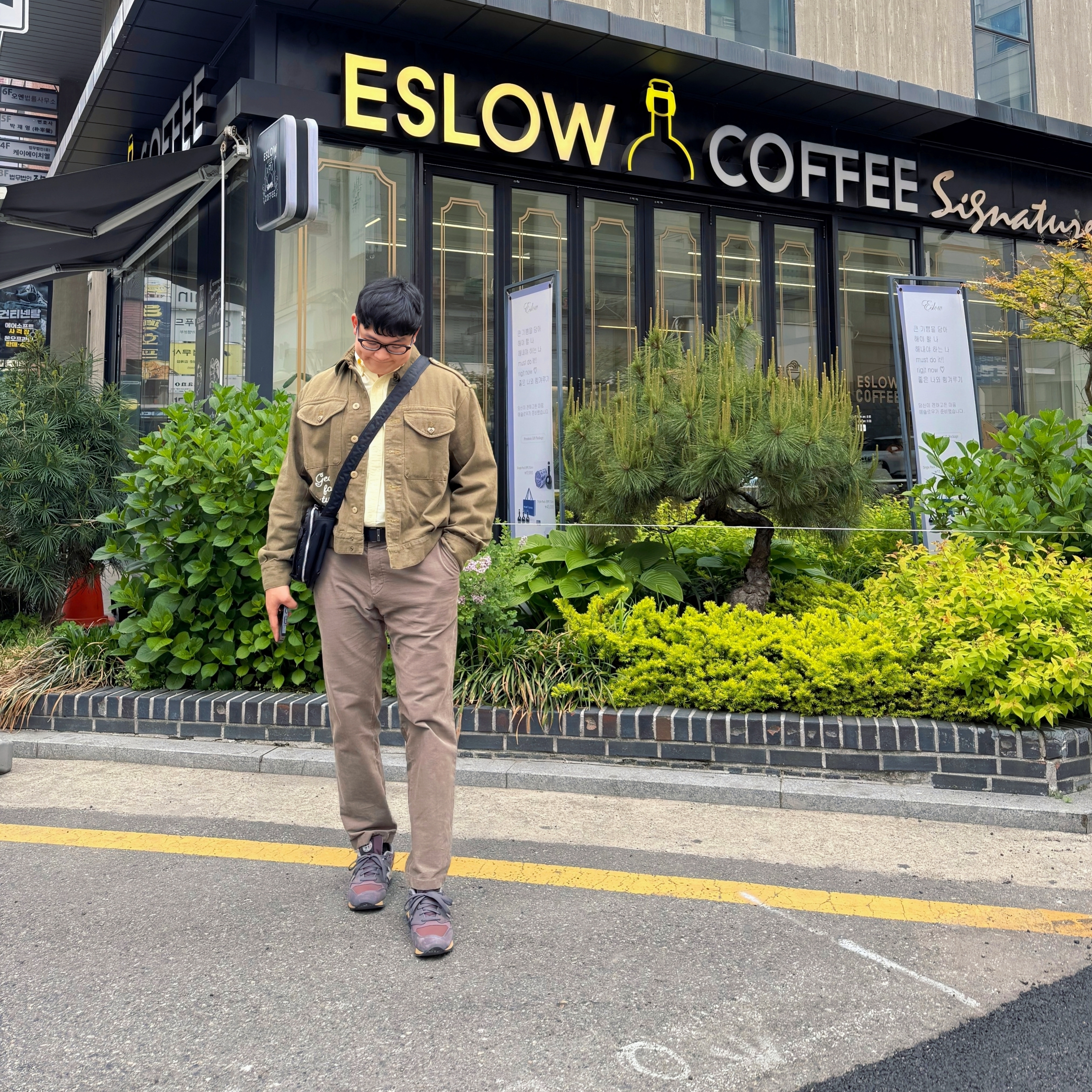 Human Made Military Denim Jacket Olive Drab, Human Made Oxford BD Shirt Yellow 착용 스타일 - 1