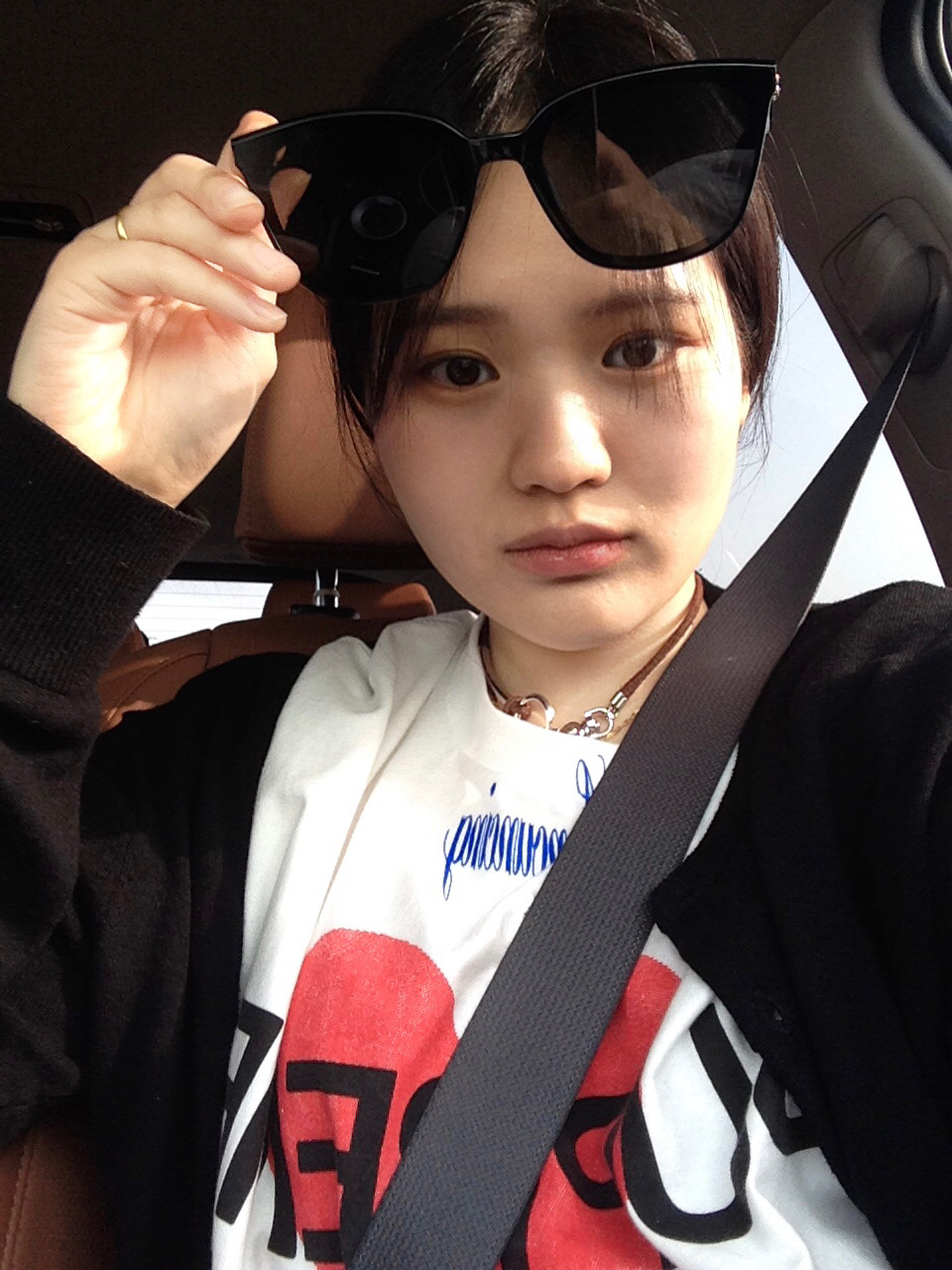 Supreme Announcing T-Shirt White - 25SS 착용 스타일 - 2