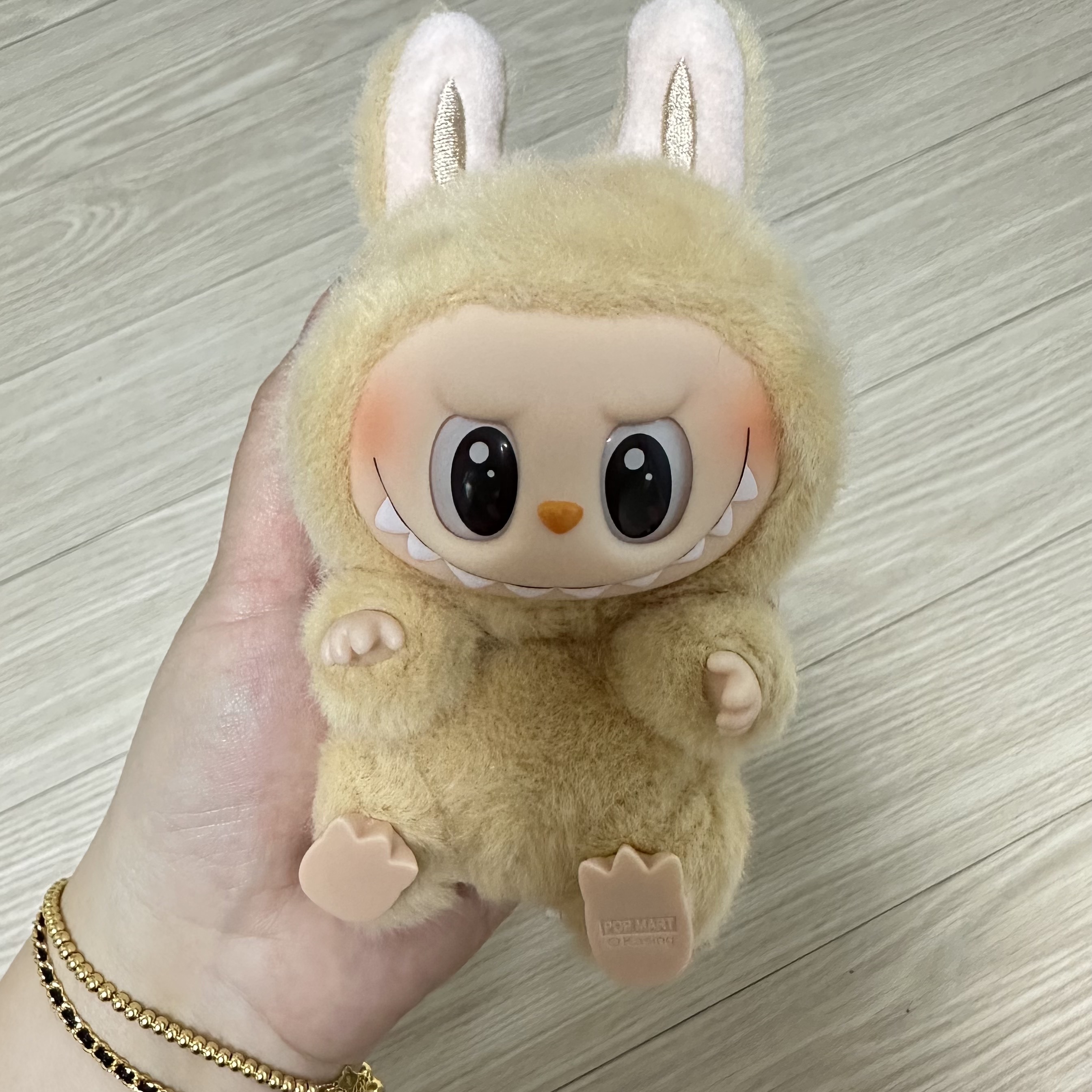 Pop Mart Labubu Let's Play Together Doll Series Sealed Case (6 Blind Boxes) 착용 스타일 - 1