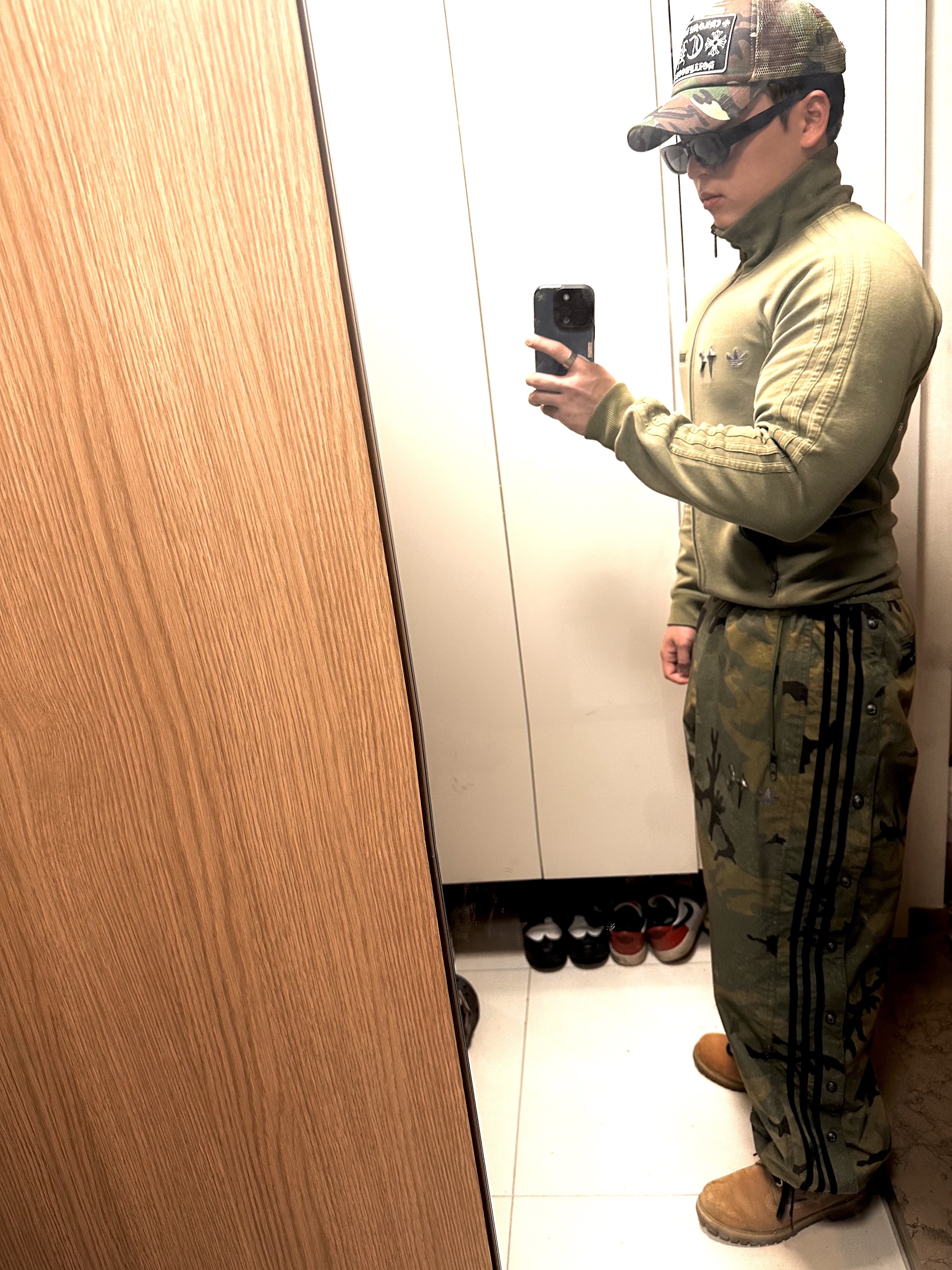 Adidas x Thug Club Track Top Focus Olive - KR Sizing, Adidas x Thug Club Track Pant Focus Olive Cream White - KR Sizing 착용 스타일