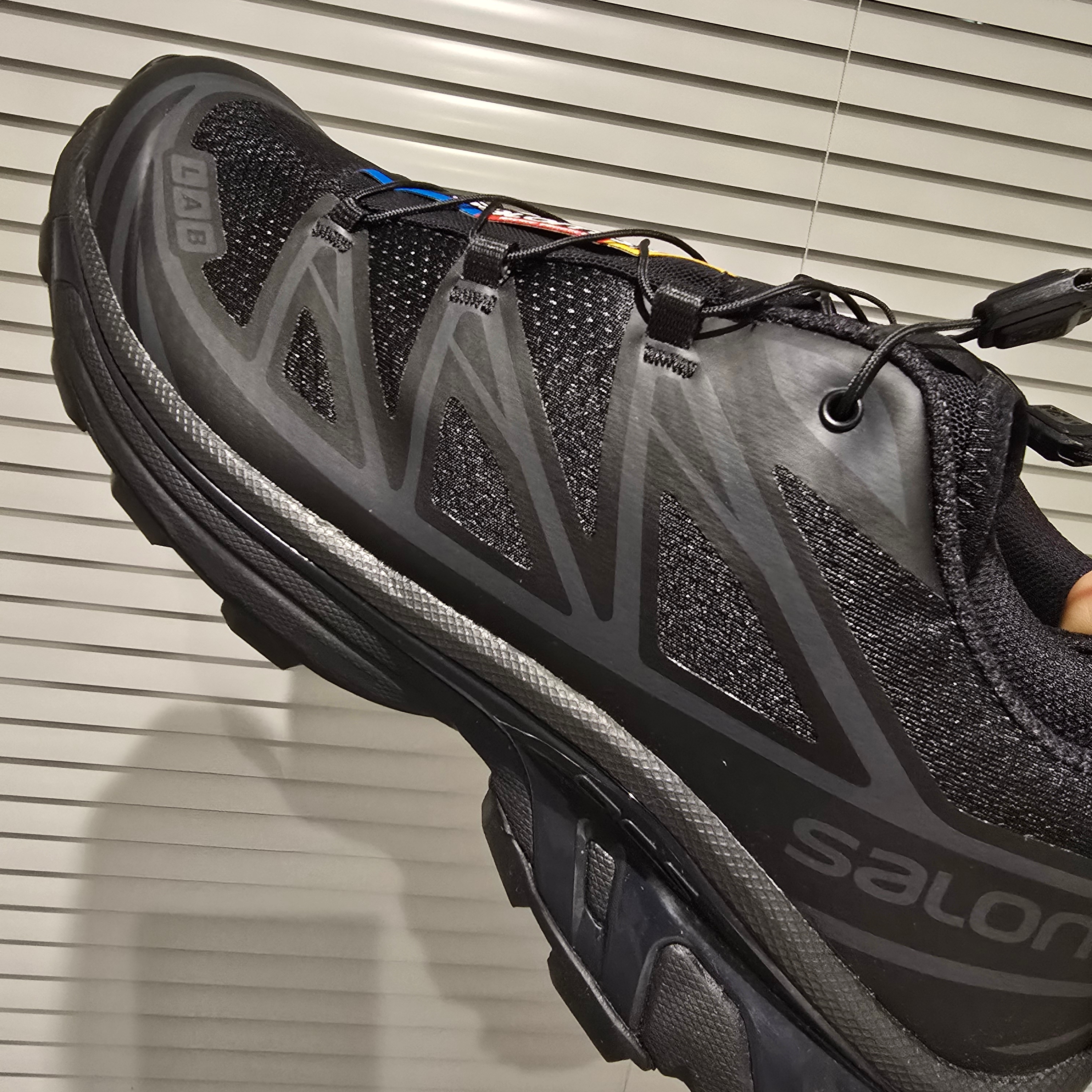 Salomon XT-6 ADV Black 착용 스타일 - 4