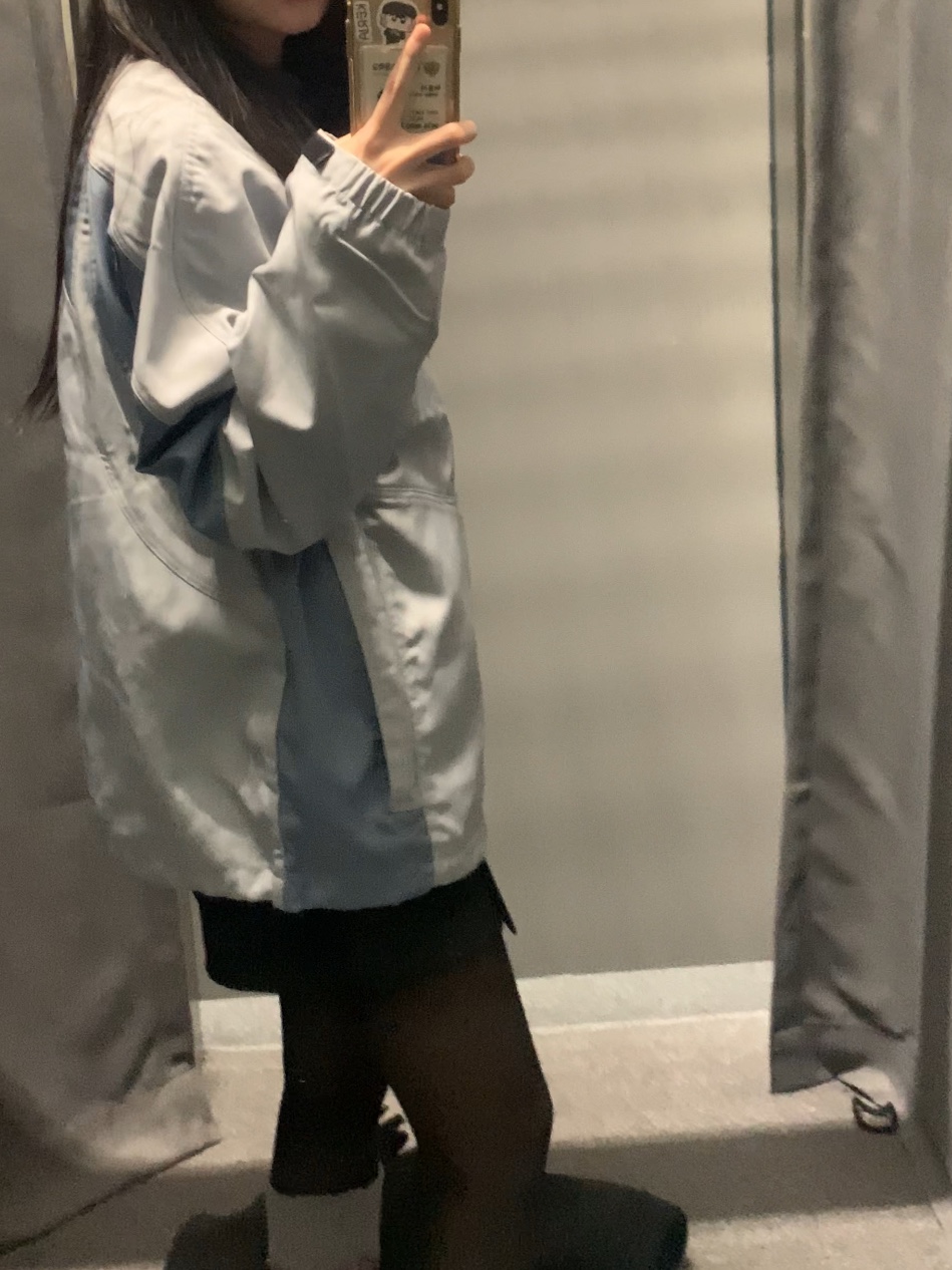 Sansan Gear Paneled Twill Jacket Grey 착용 스타일 - 2