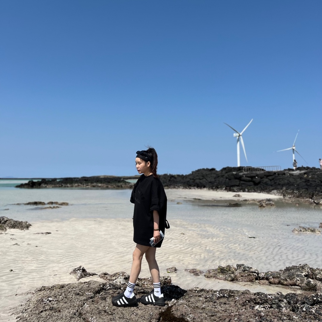 Essentials Heavy Jersey Crewneck T-Shirt Jet Black - 24SS 착용 스타일 - 1
