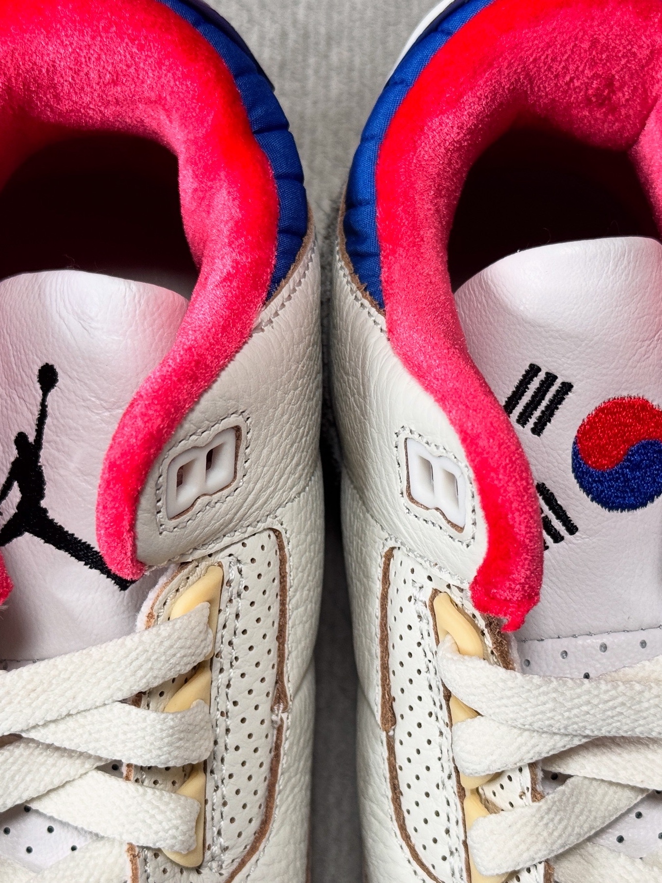 Jordan 3 Retro Seoul 2.0 착용 스타일 - 3