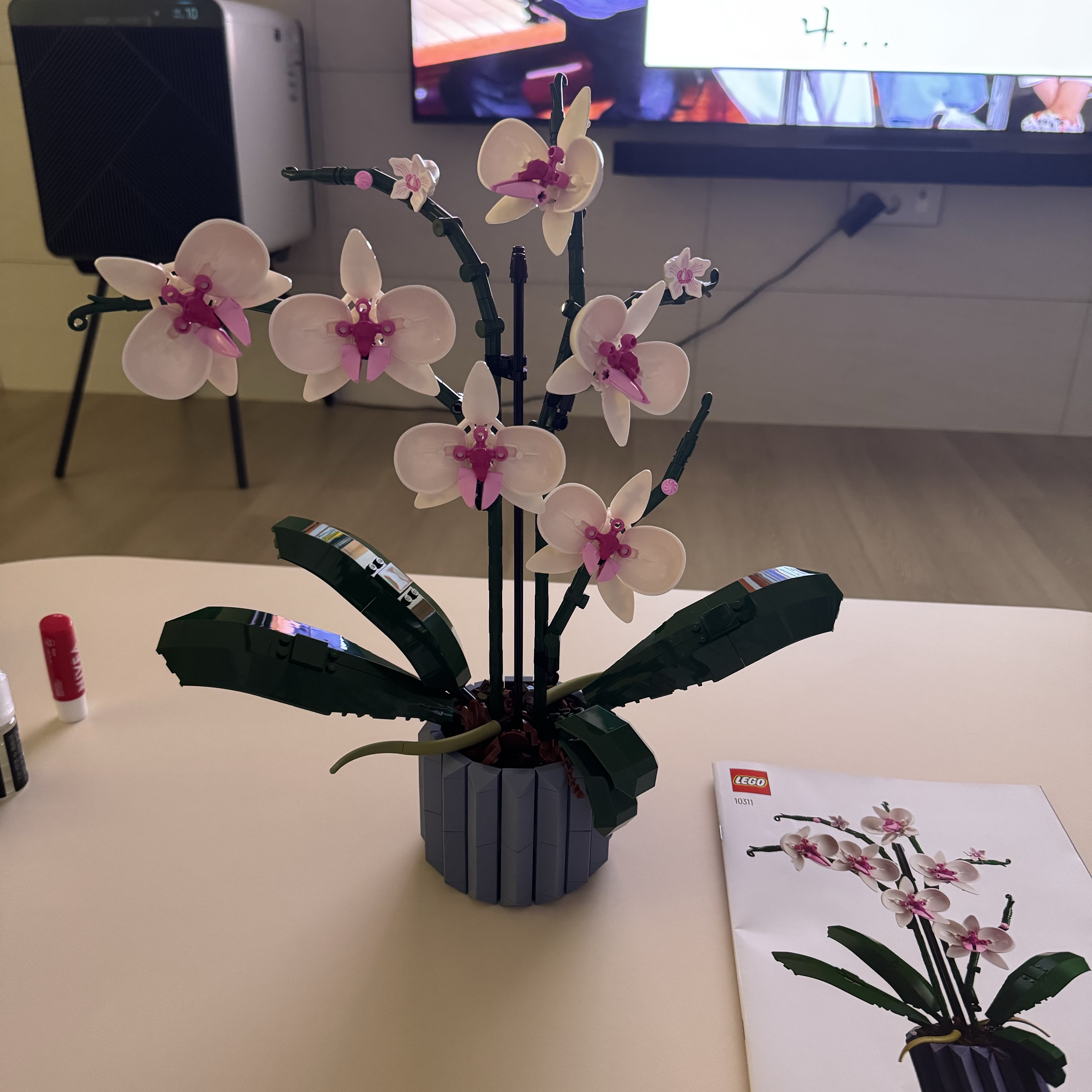 Lego Orchid 착용 스타일