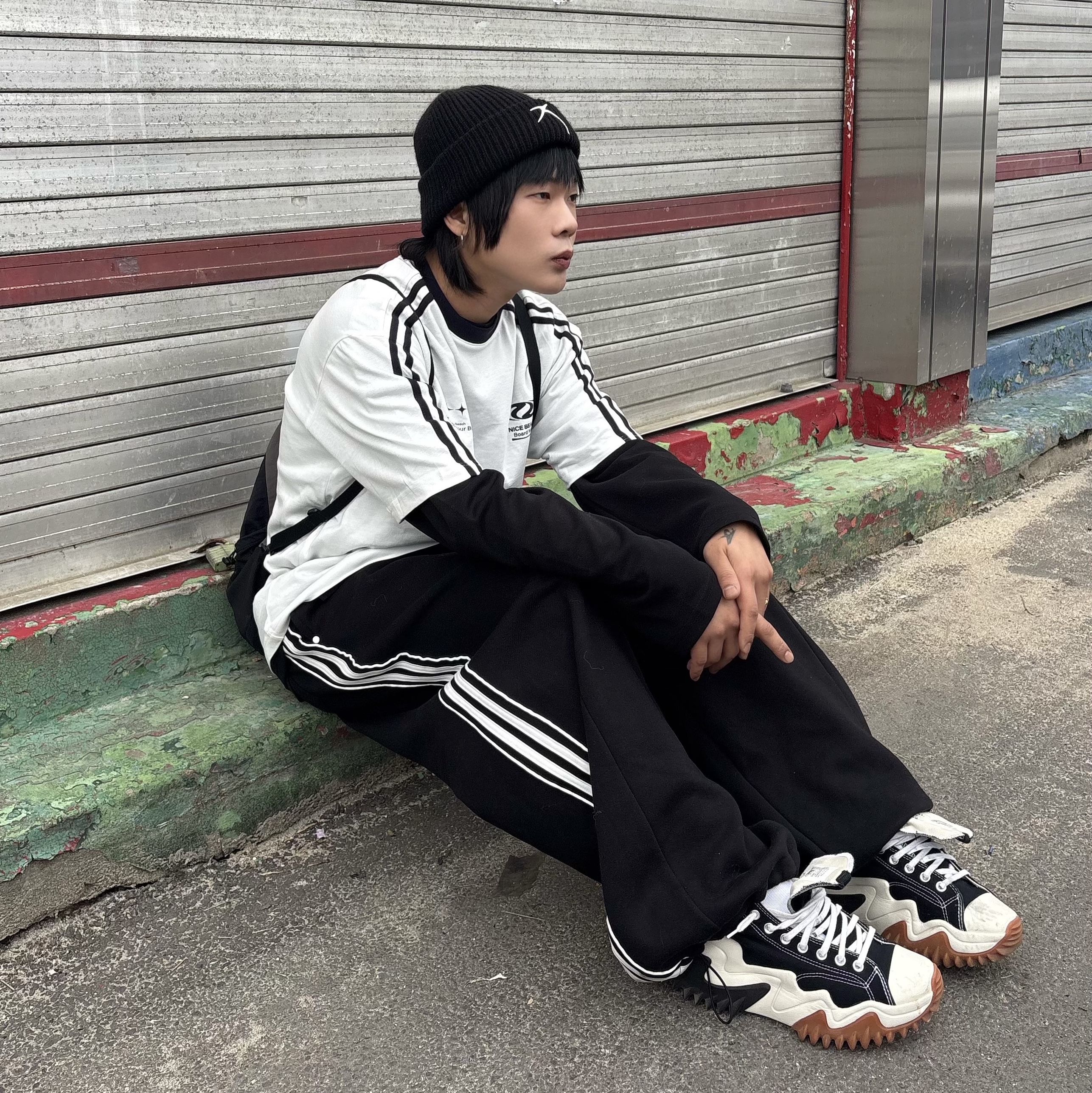 Converse Run Star Motion High Black 착용 스타일 - 1