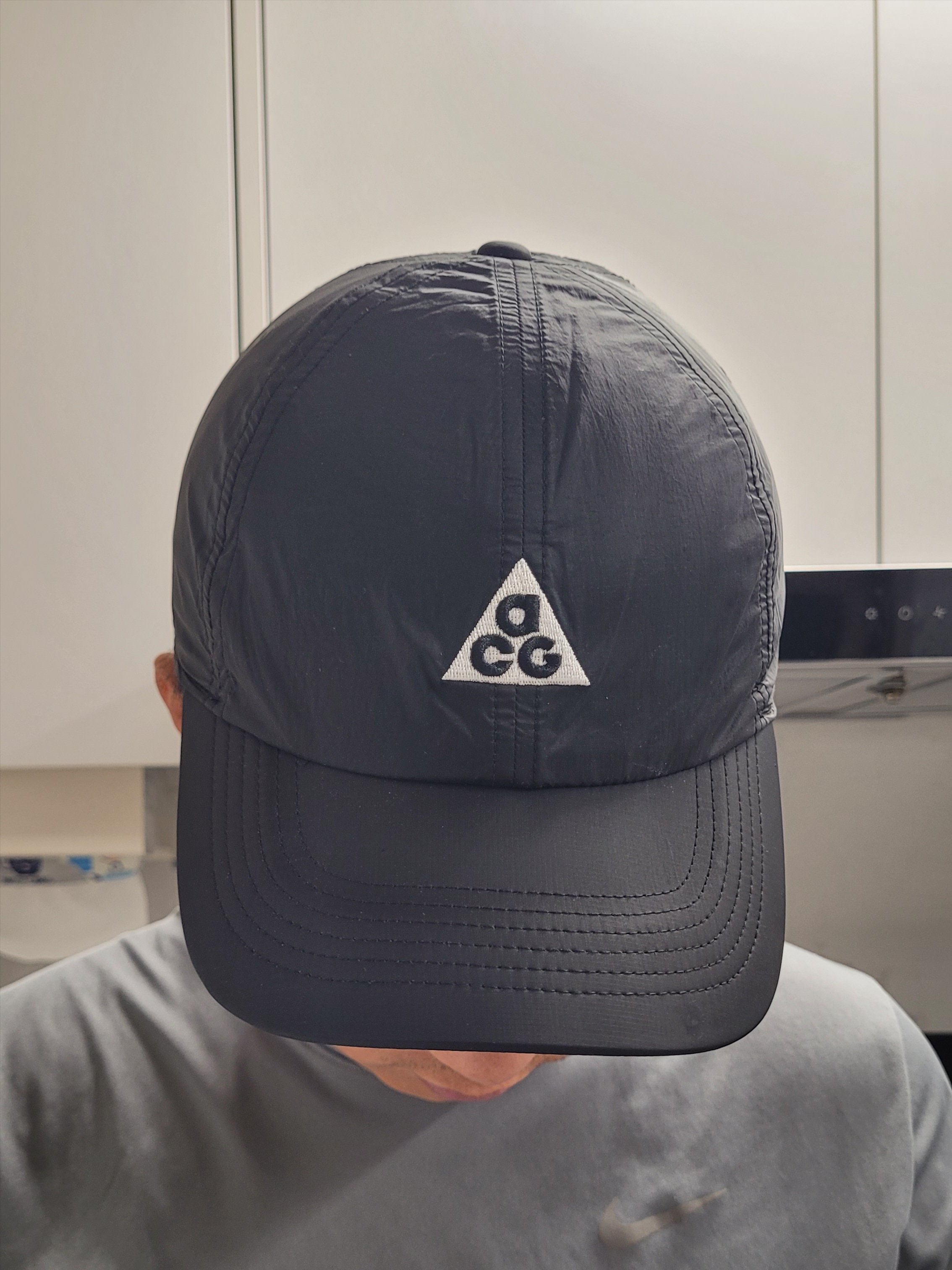 Nike ACG Trail Cap Black 착용 스타일 - 3
