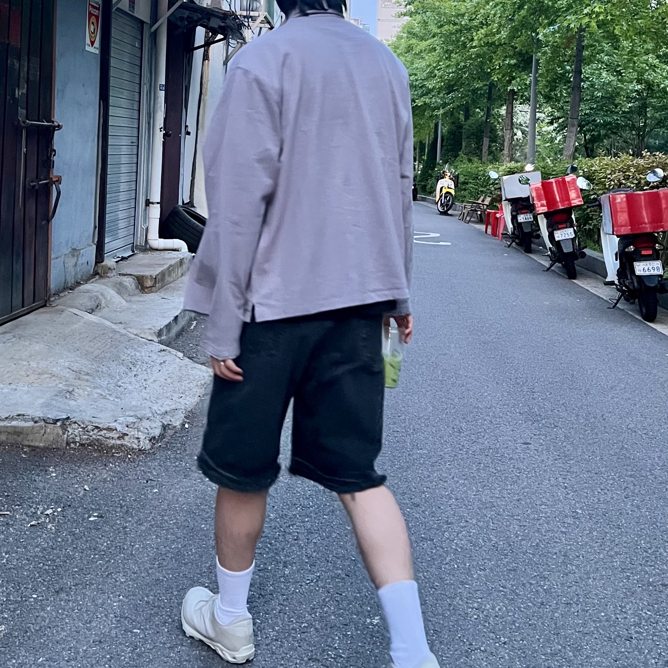 Levi’s x Kiko Kostadinov Jersey Cardigan Grey, On Running x Post Archive Faction (Paf) Cloudventure Peak Ice Moon 착용 스타일 - 2