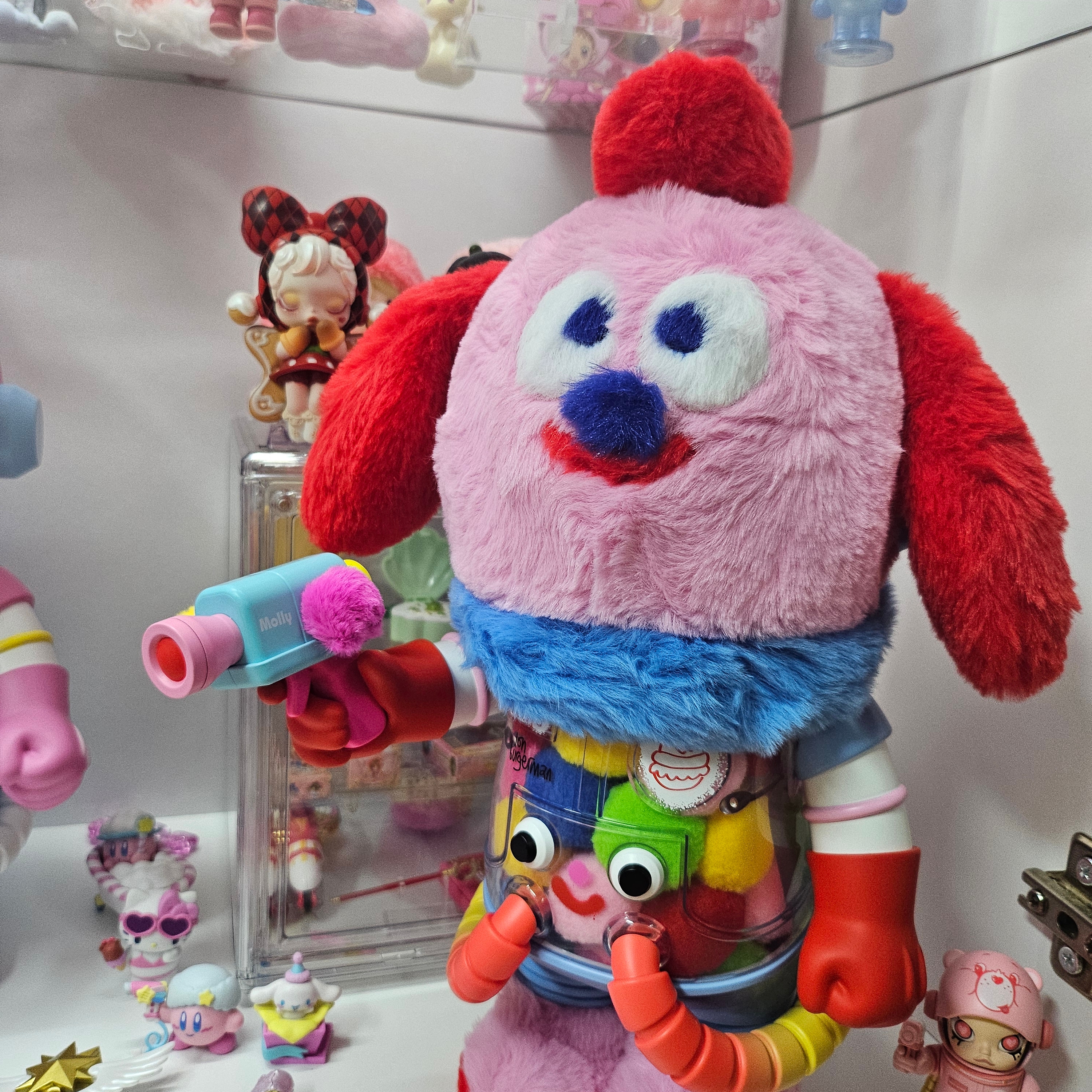 Pop Mart Mega Space Molly Jon Burgerman 400% 착용 스타일