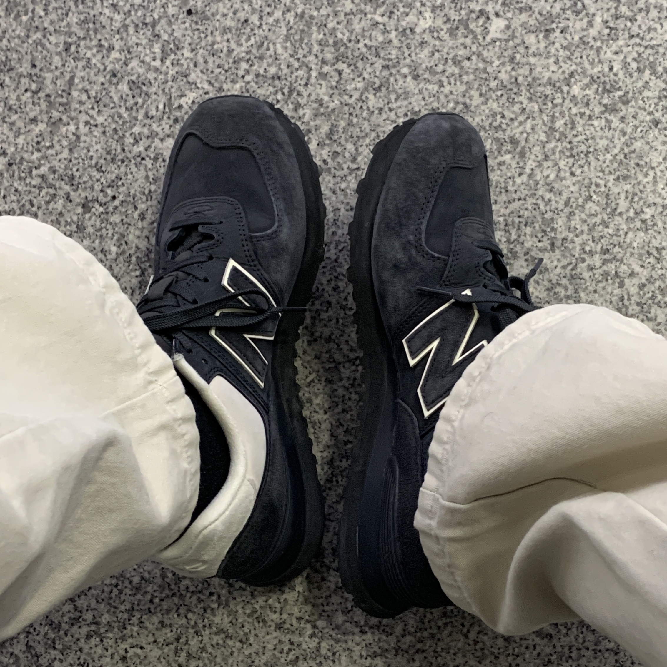 New Balance x Comme des Garcons Junya Watanabe Man 574 Suede Grey Off White 착용 스타일