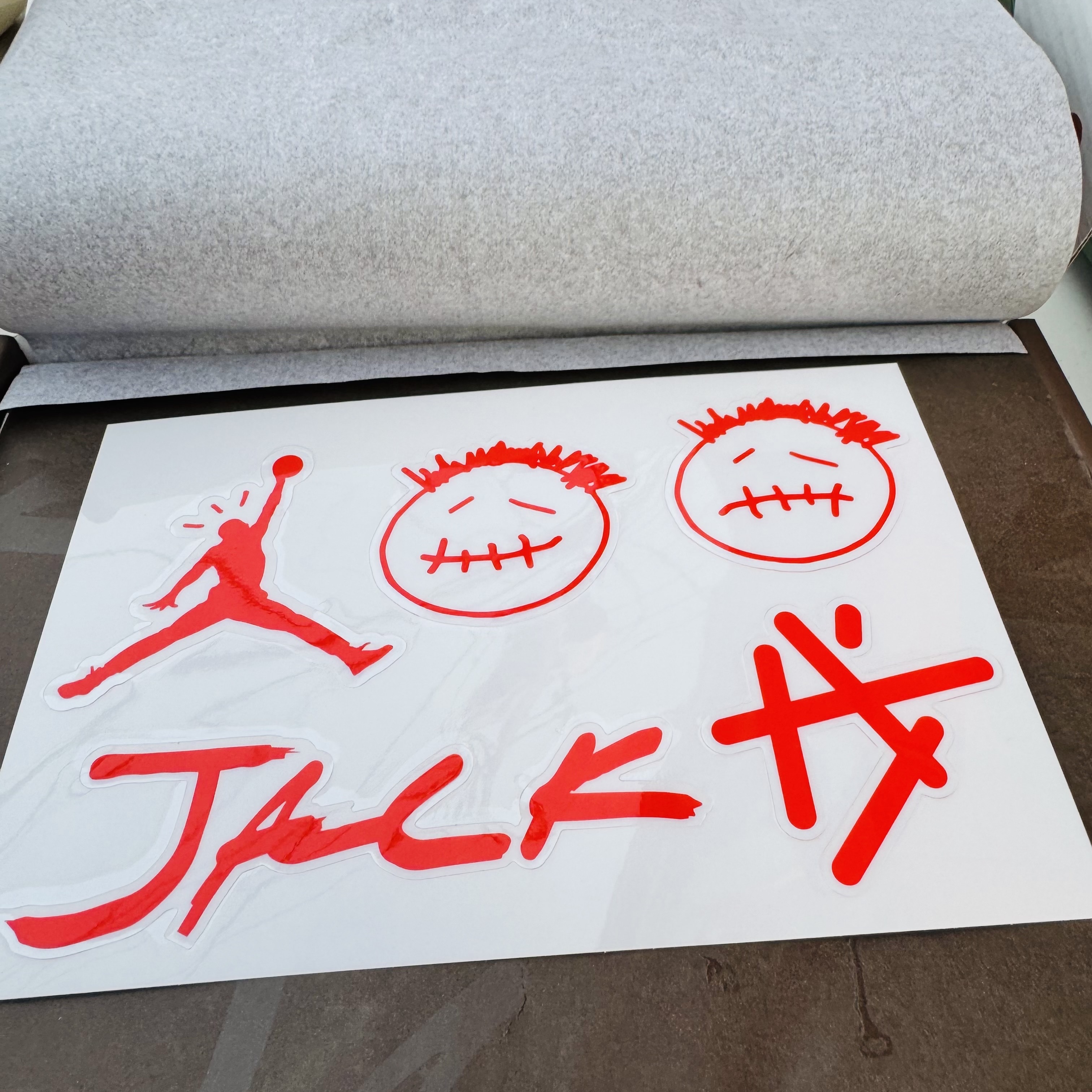 (TD) Jordan x Travis Scott Jumpman Jack TR Bright Cactus, New Balance 993 Made in USA Grey - 4E Extra Wide 착용 스타일 - 2