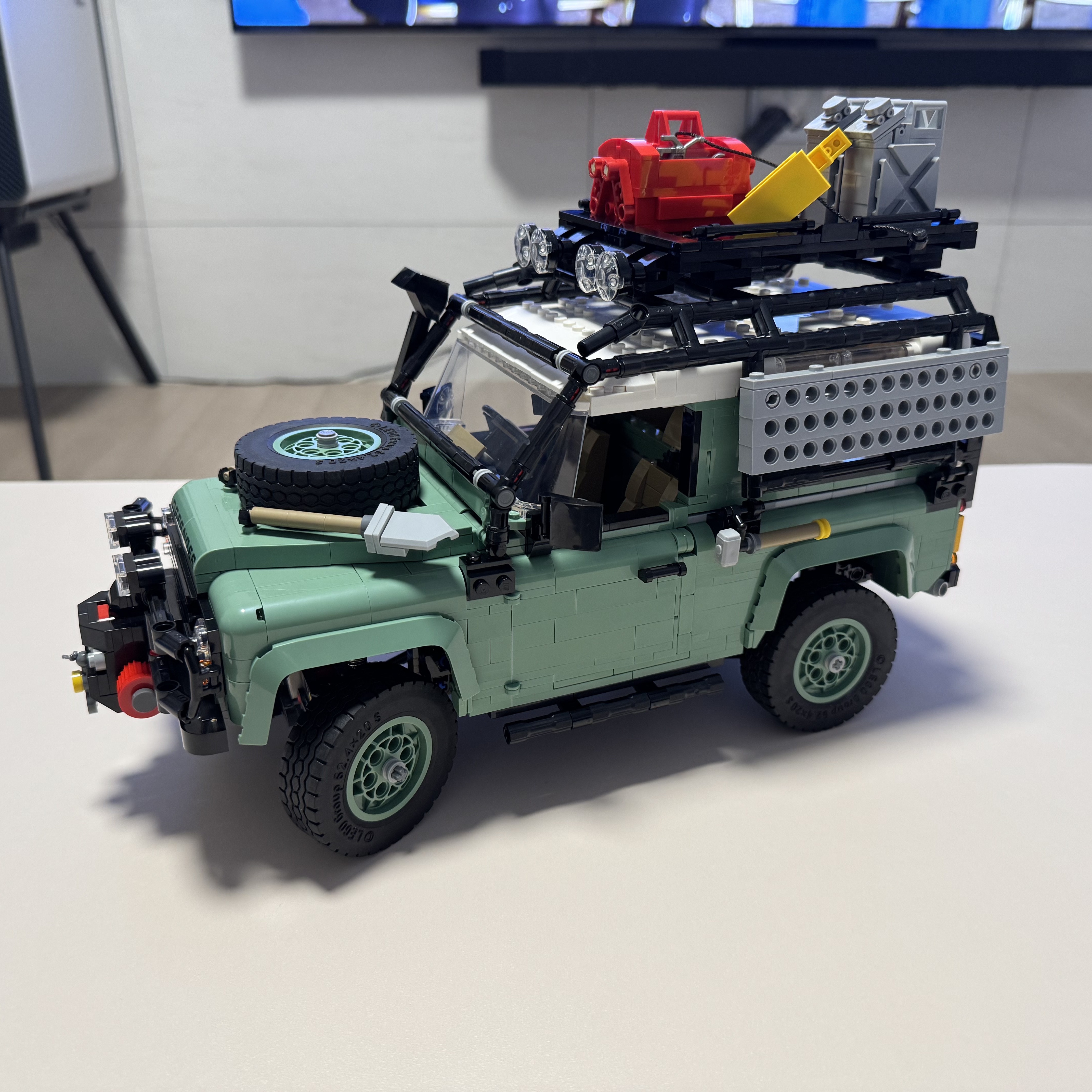 Lego Land Rover Classic Defender 90 착용 스타일