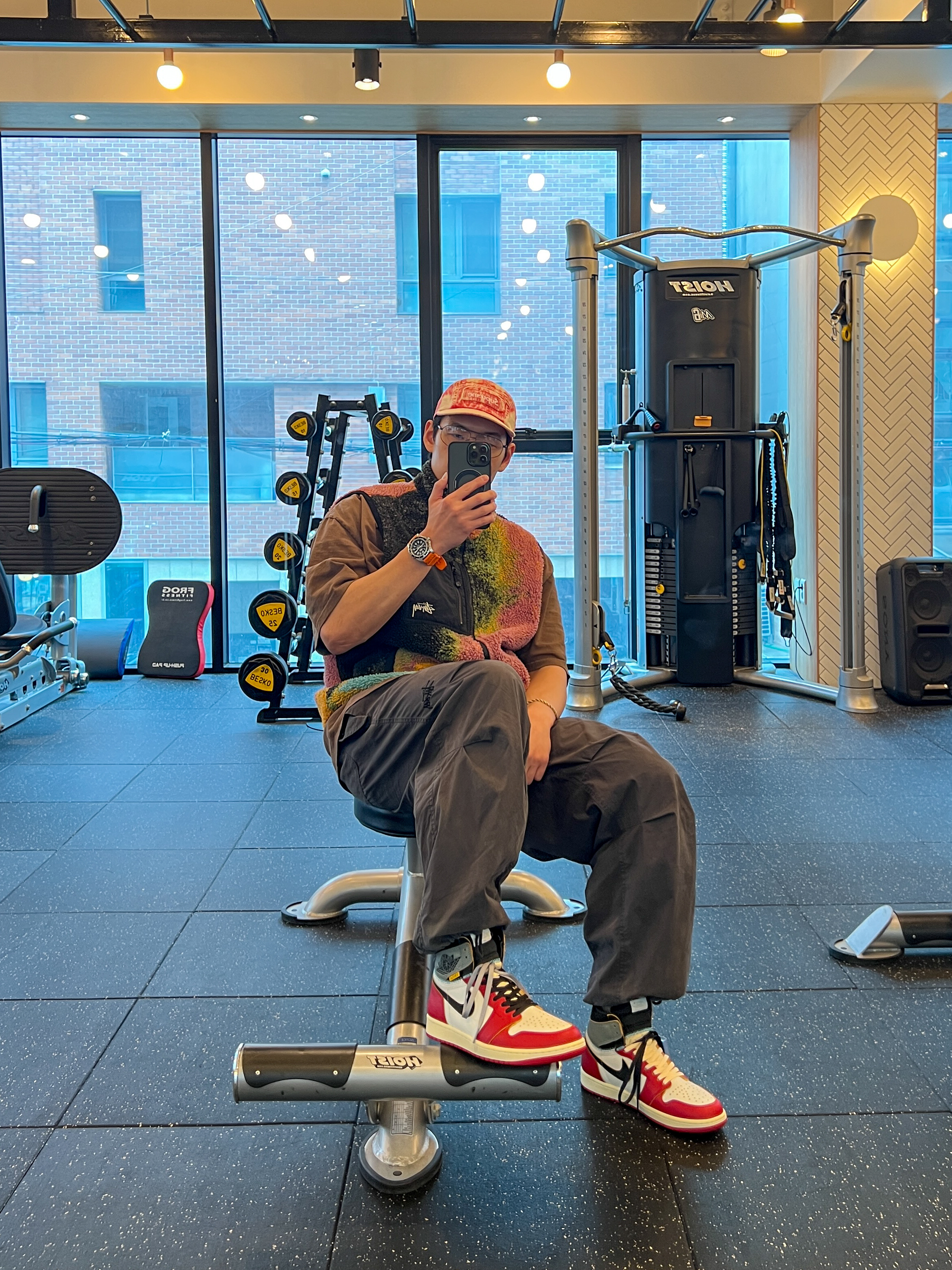 Jordan 1 x Union Retro High OG Chicago Shadow, Stussy Nyco Over Trousers Washed Black 착용 스타일