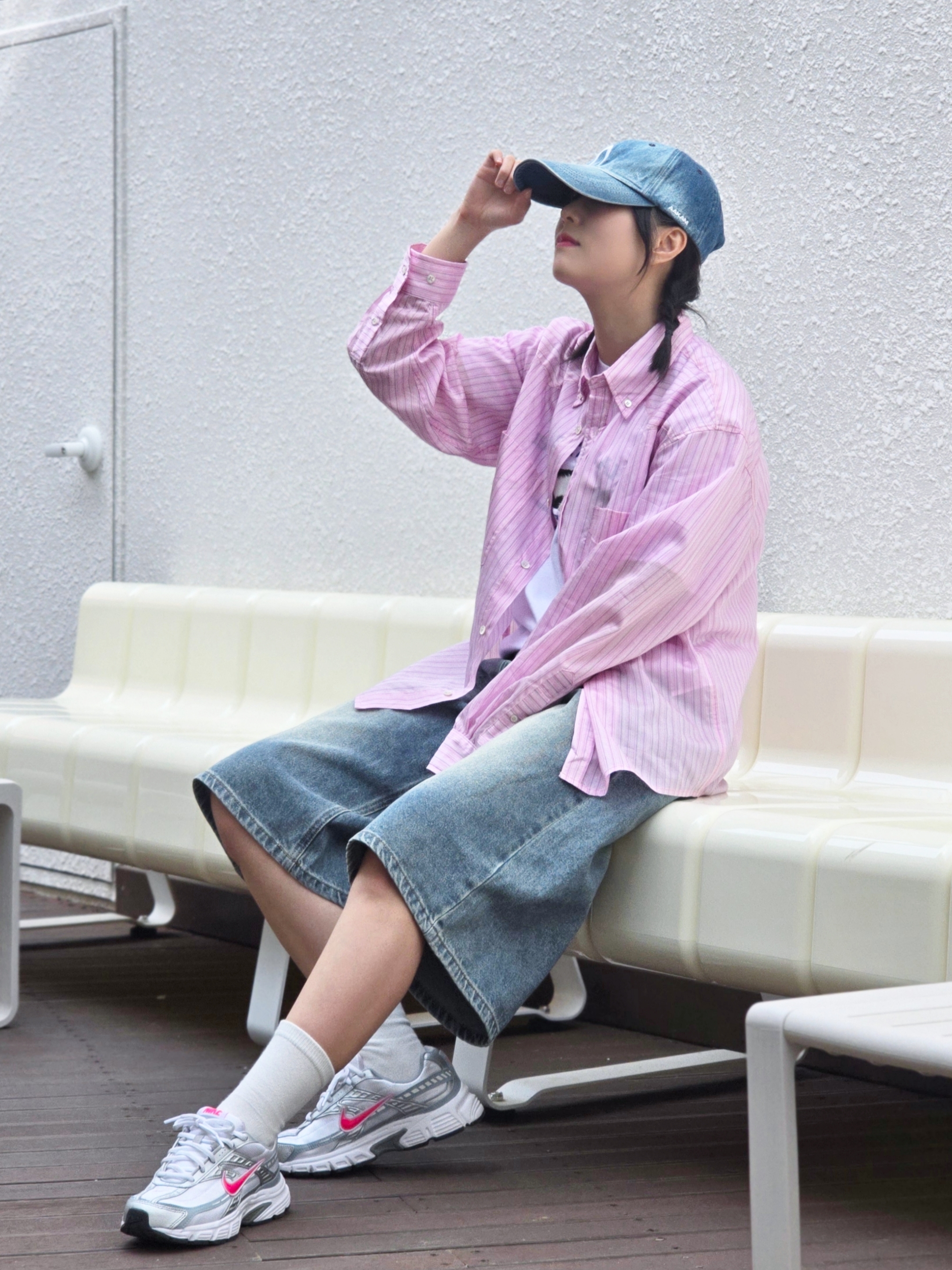 (W) Nike Initiator Cherry Metallic Silver 착용 스타일 - 2