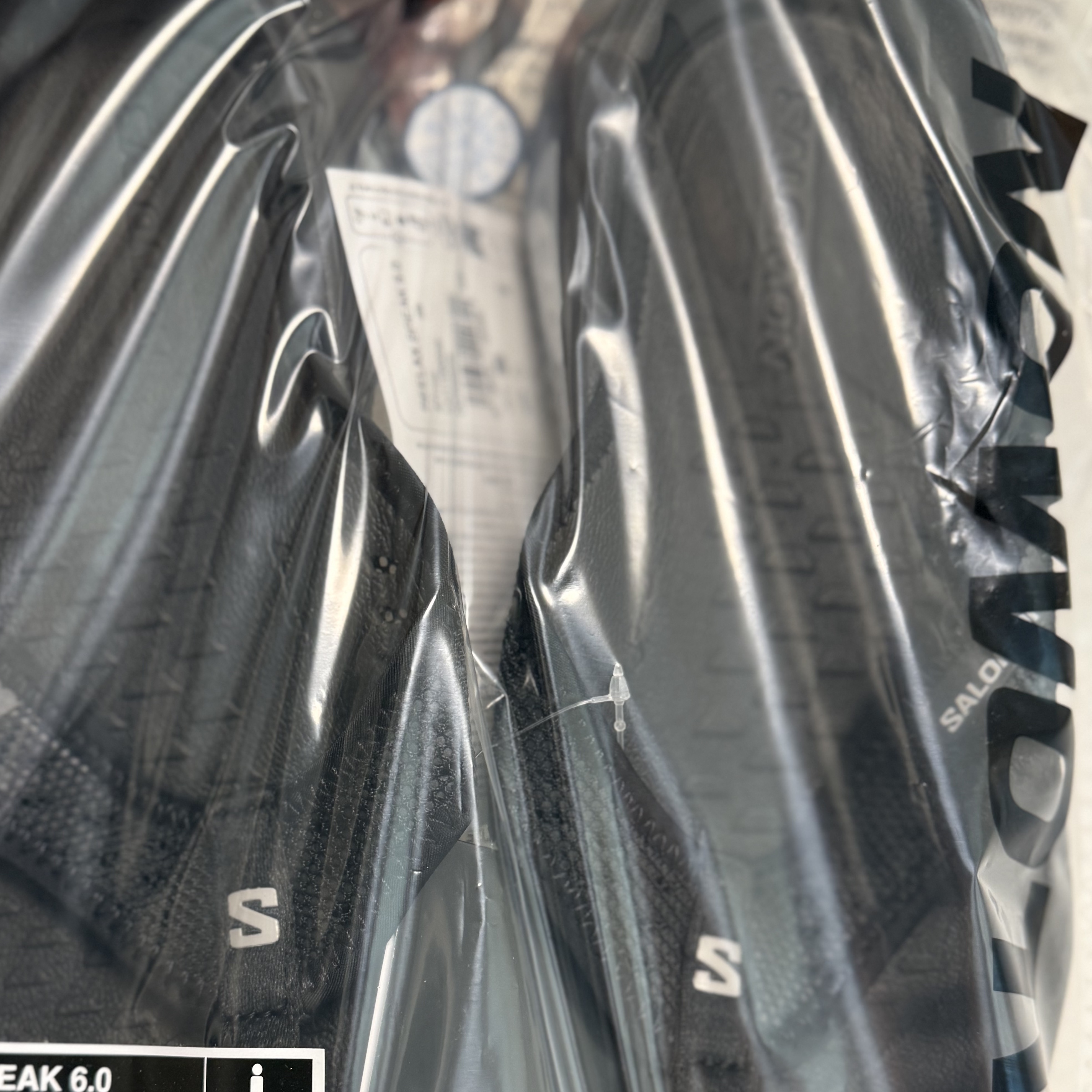 Salomon Reelax Break 6.0 Black Alloy 착용 스타일
