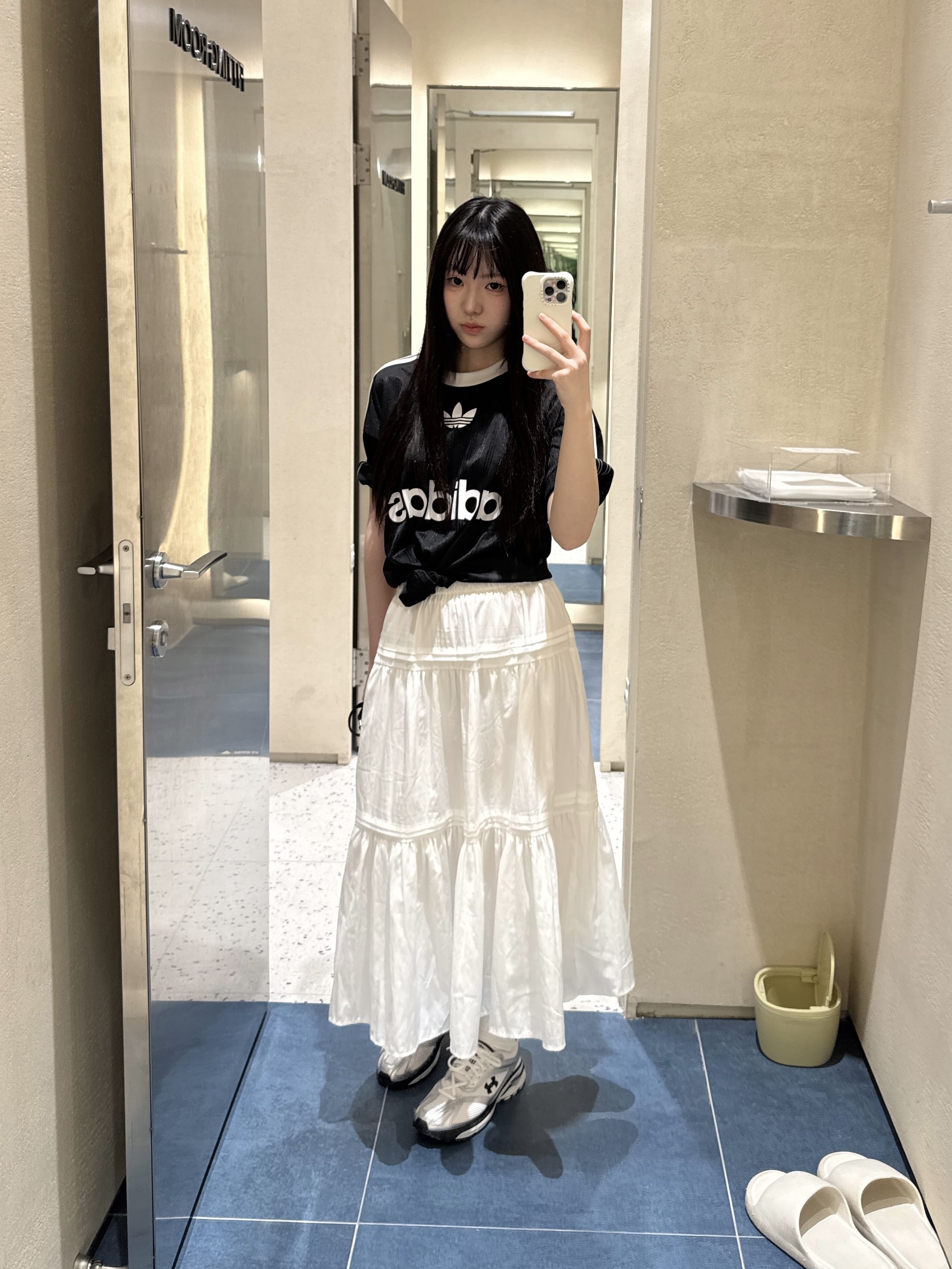 Adidas Adicolor T-Shirt Black White - KR Sizing 착용 스타일 - 3