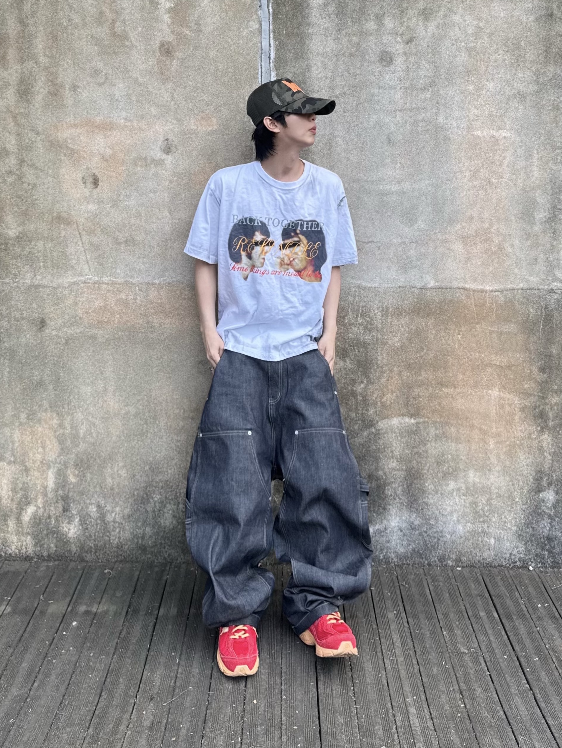 GRAILZ x KOIN SEOUL Kg Logo Cap Camo, GRAILZ x KOIN SEOUL Rekindle T-Shirts White 착용 스타일 - 1