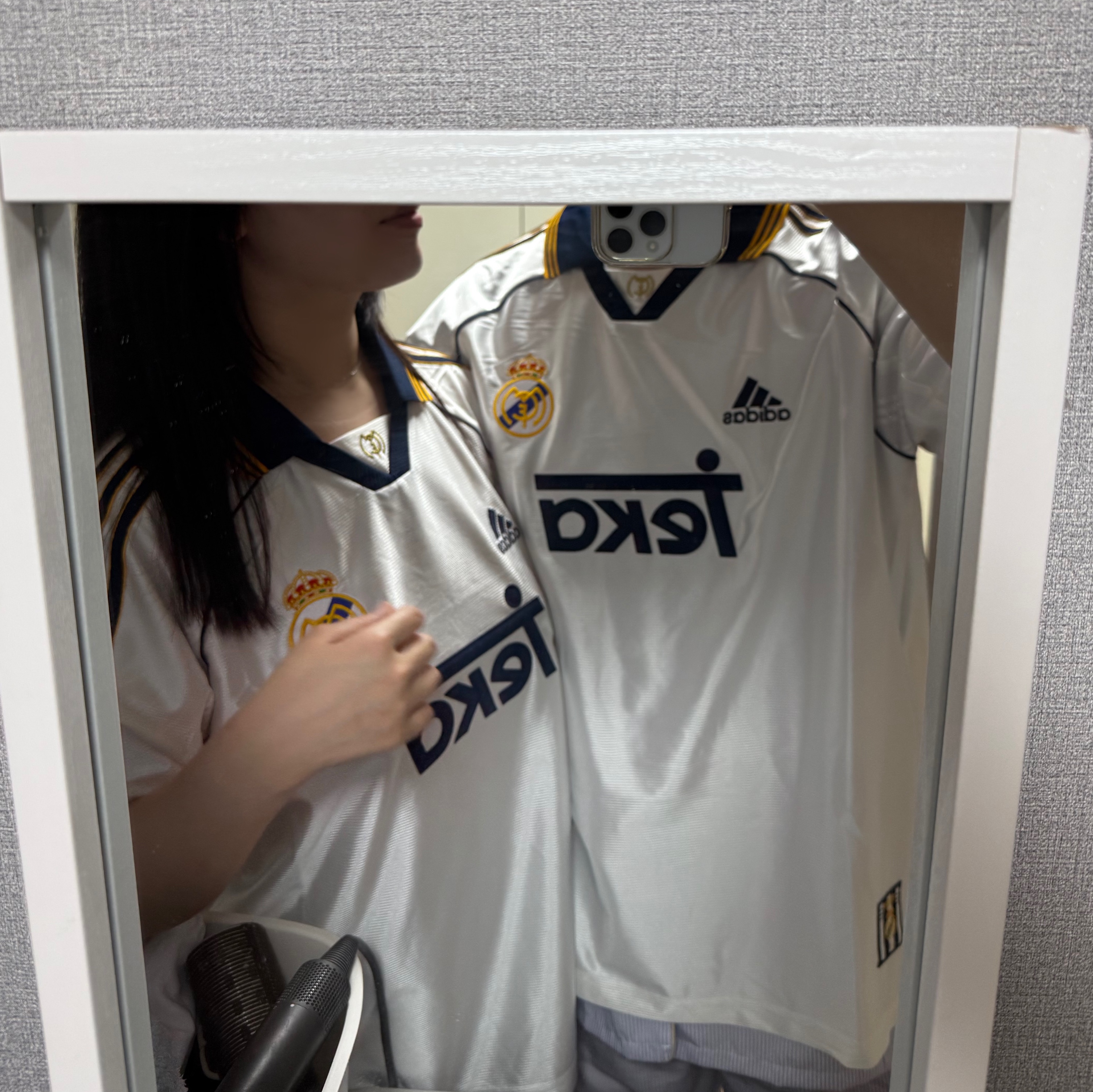 Adidas Real Madrid 99/00 Home Jersey White - KR Sizing (Non Marking Ver.) 착용 스타일