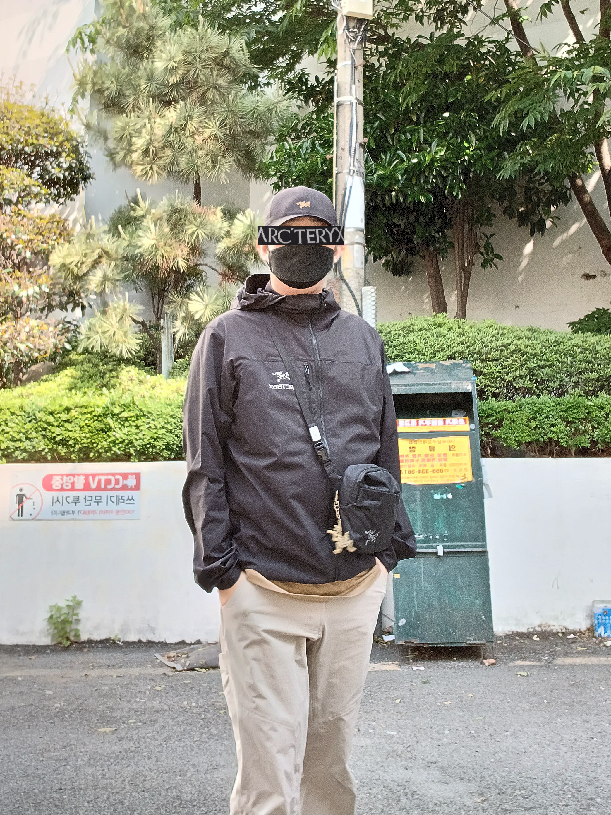 Arc'teryx Small Bird Cap Black, Arc'teryx Kragg SL Cotton Bird Word SS T-Shirt Canvas 착용 스타일 - 6