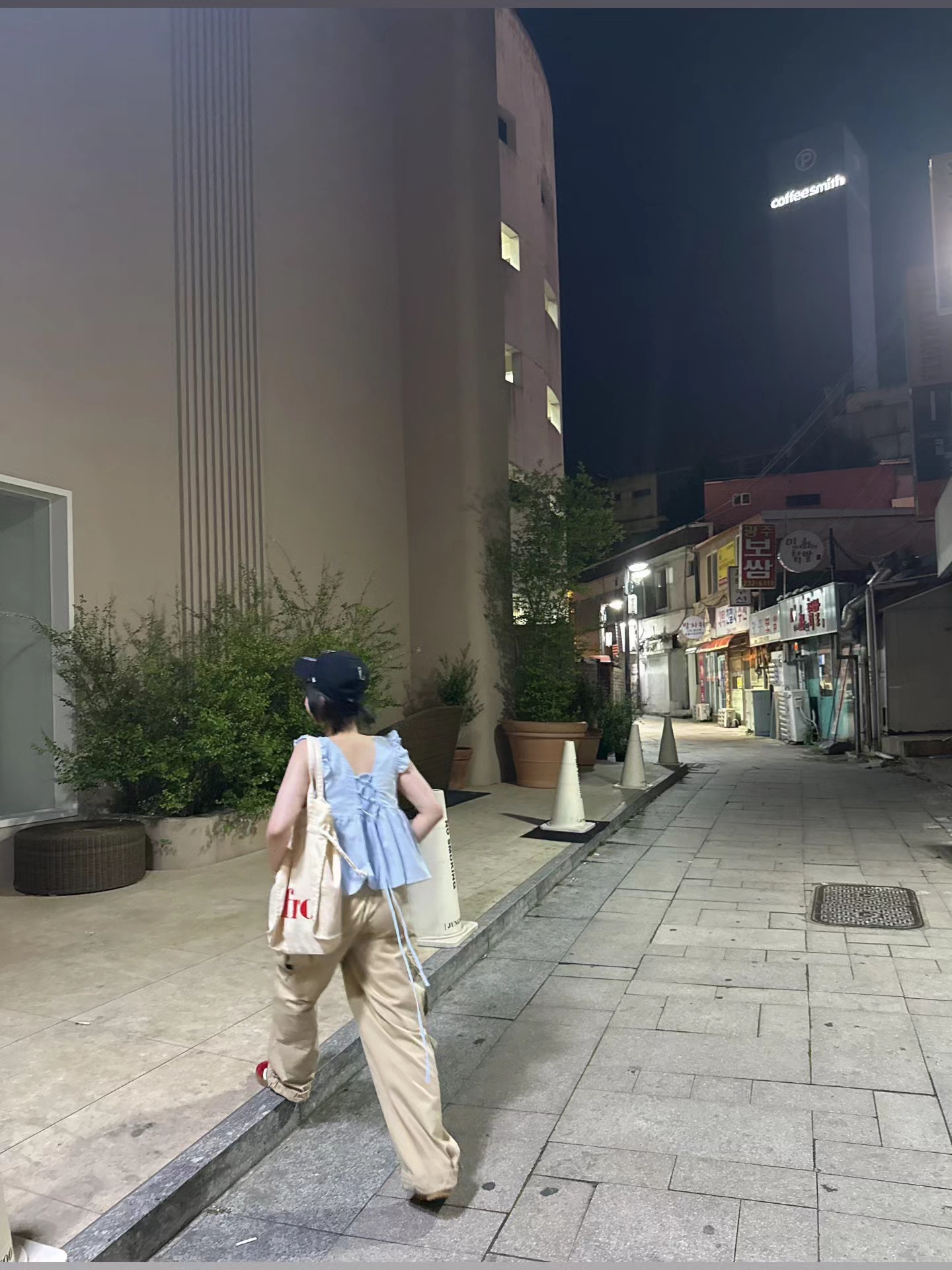 47 Brand LA Dodgers BW Clean Up Black, FFROI Eco Bag Ivory 착용 스타일 - 1