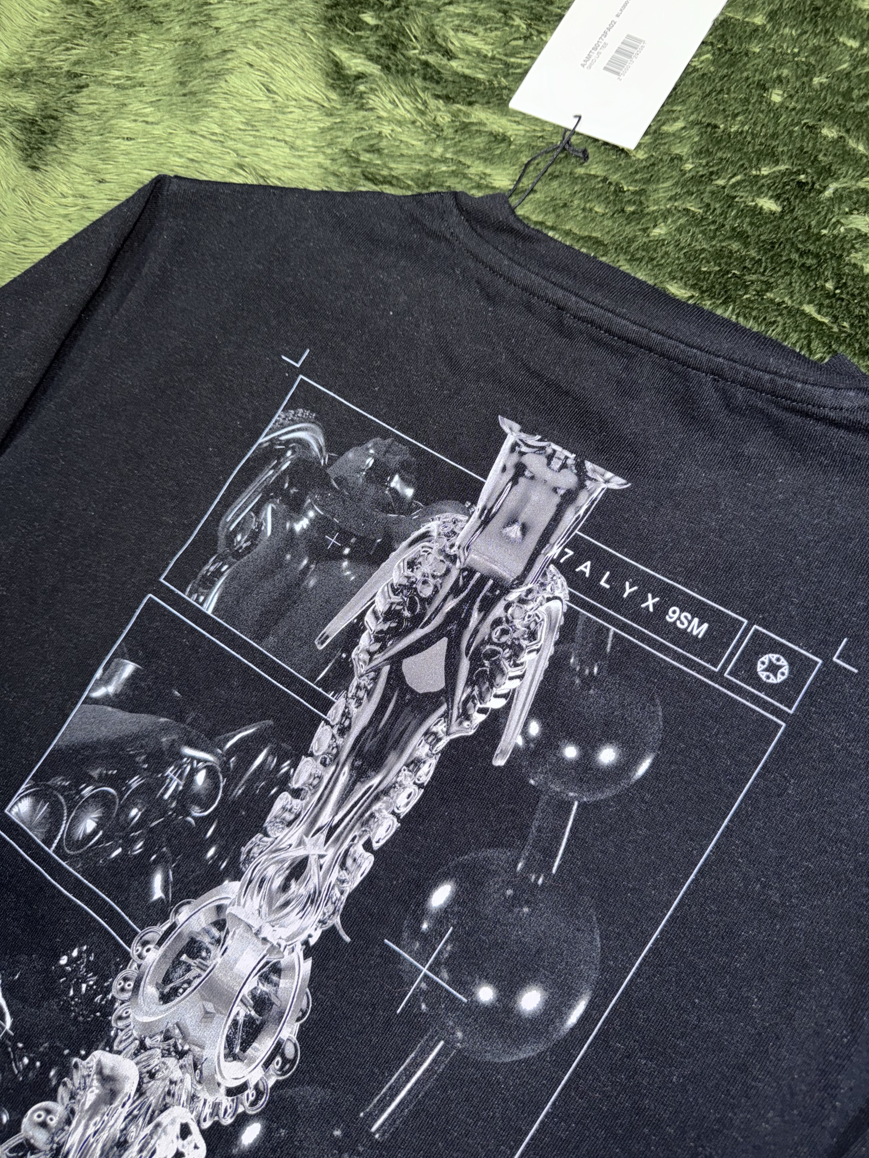 1017 Alyx 9SM Graphic Printed Long Sleeve T-Shirt Black 착용 스타일 - 8