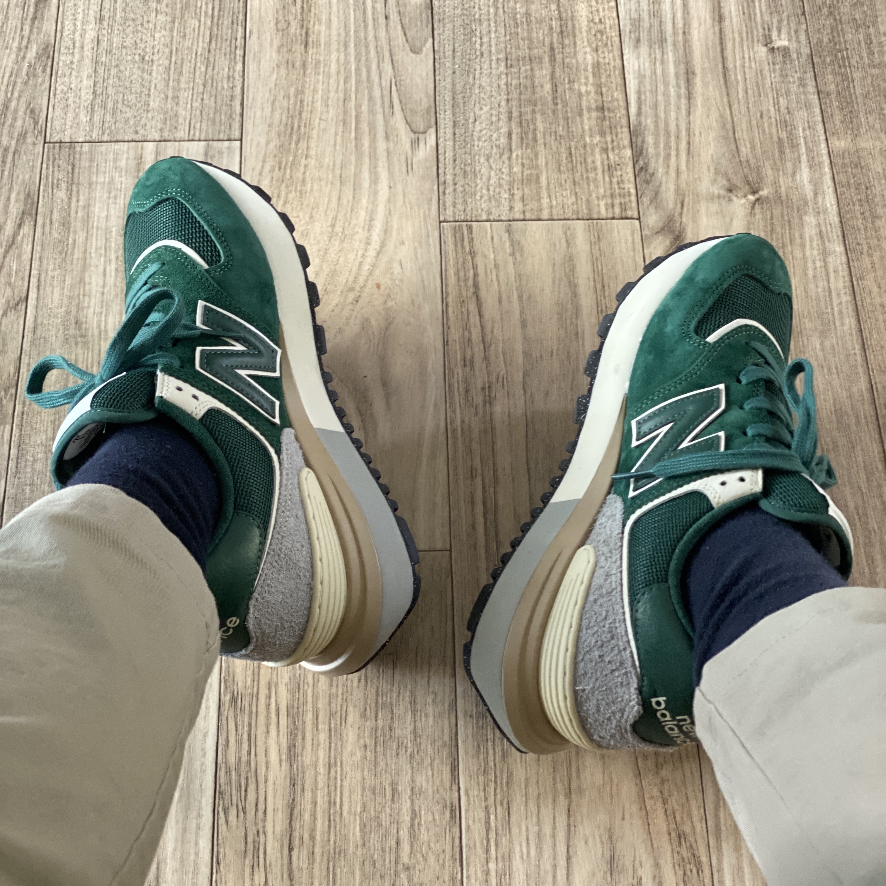 New Balance 574 Legacy Green 착용 스타일