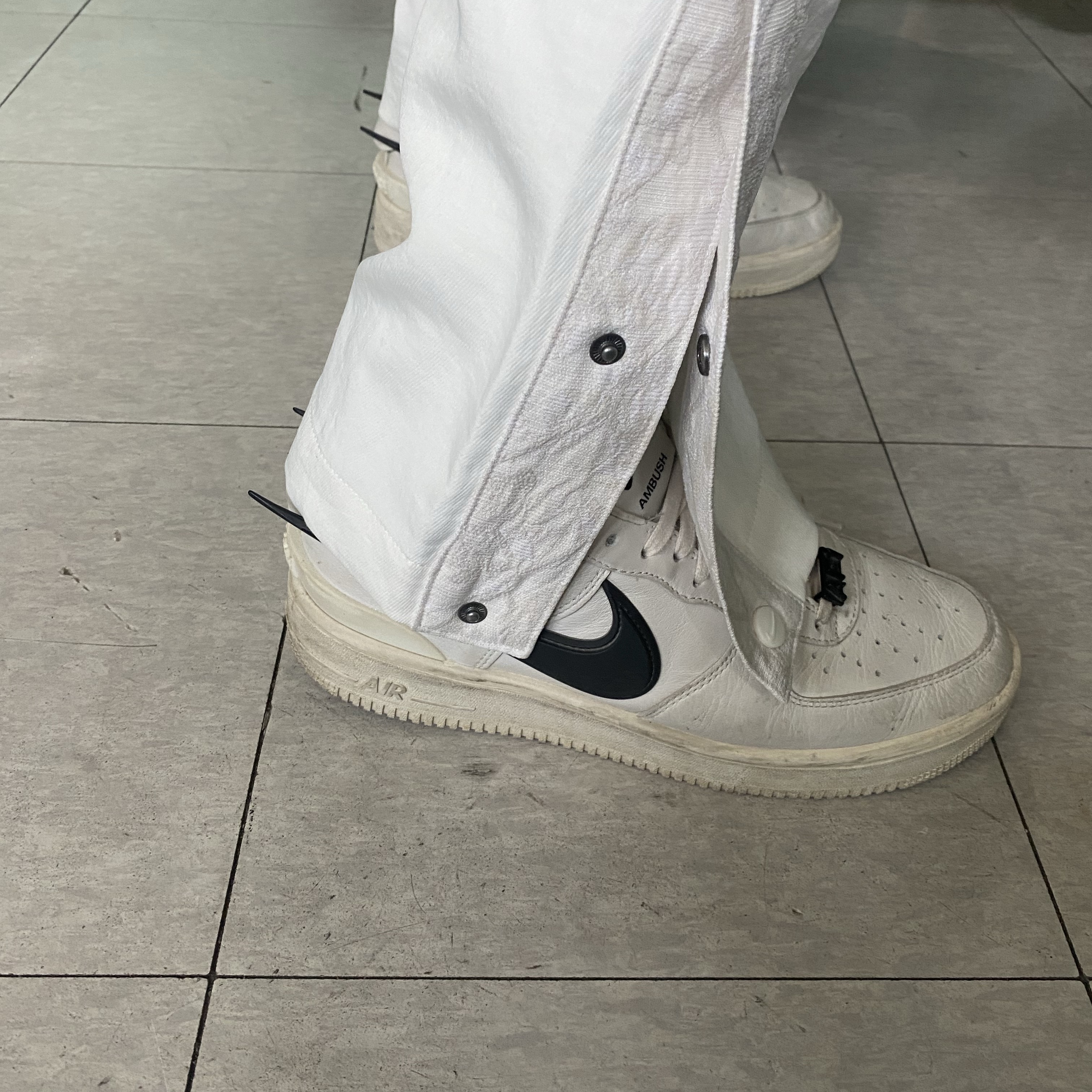 Nike x Ambush Air Force 1 Low SP Phantom 착용 스타일