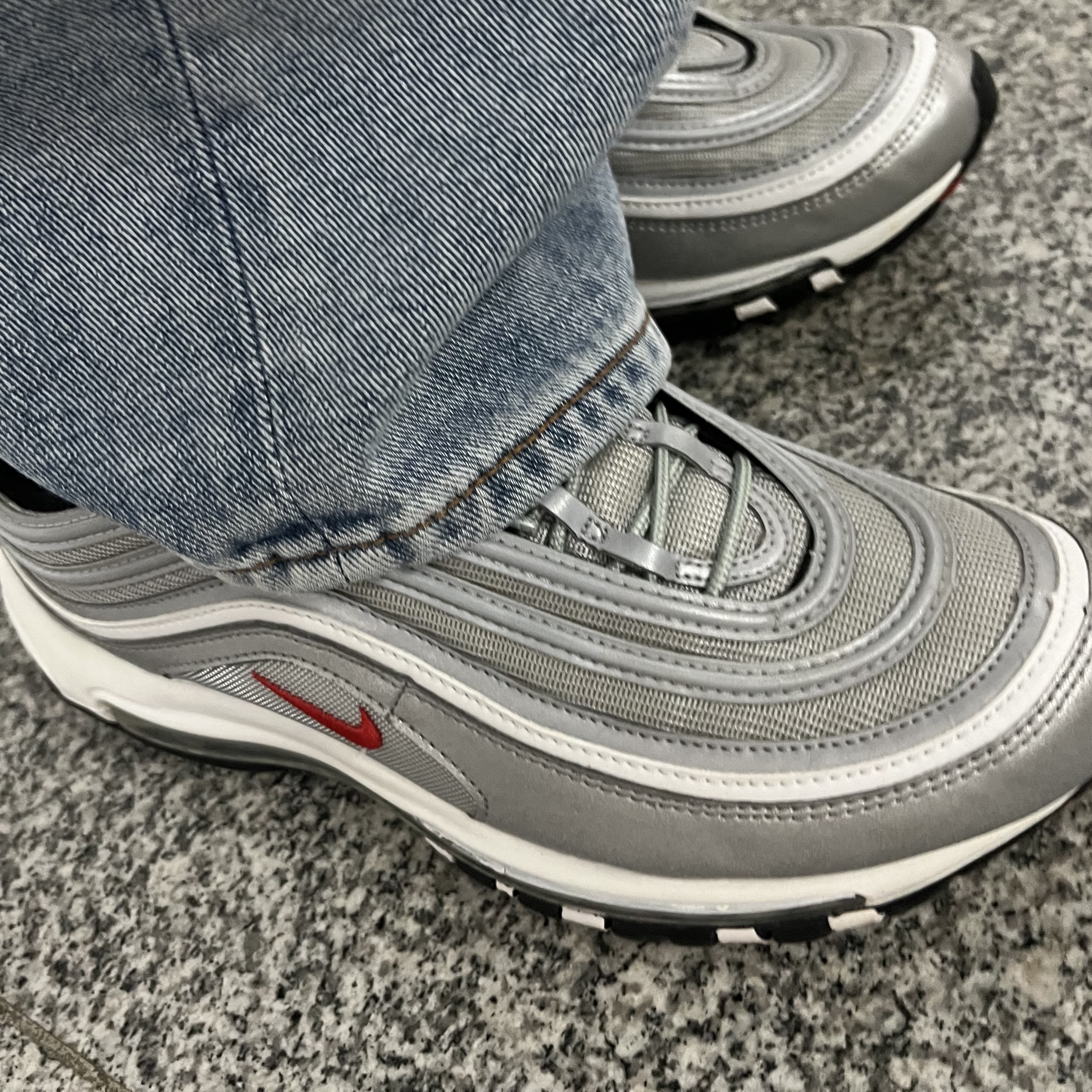 Nike Air Max 97 OG Silver Bullet 2022 착용 스타일