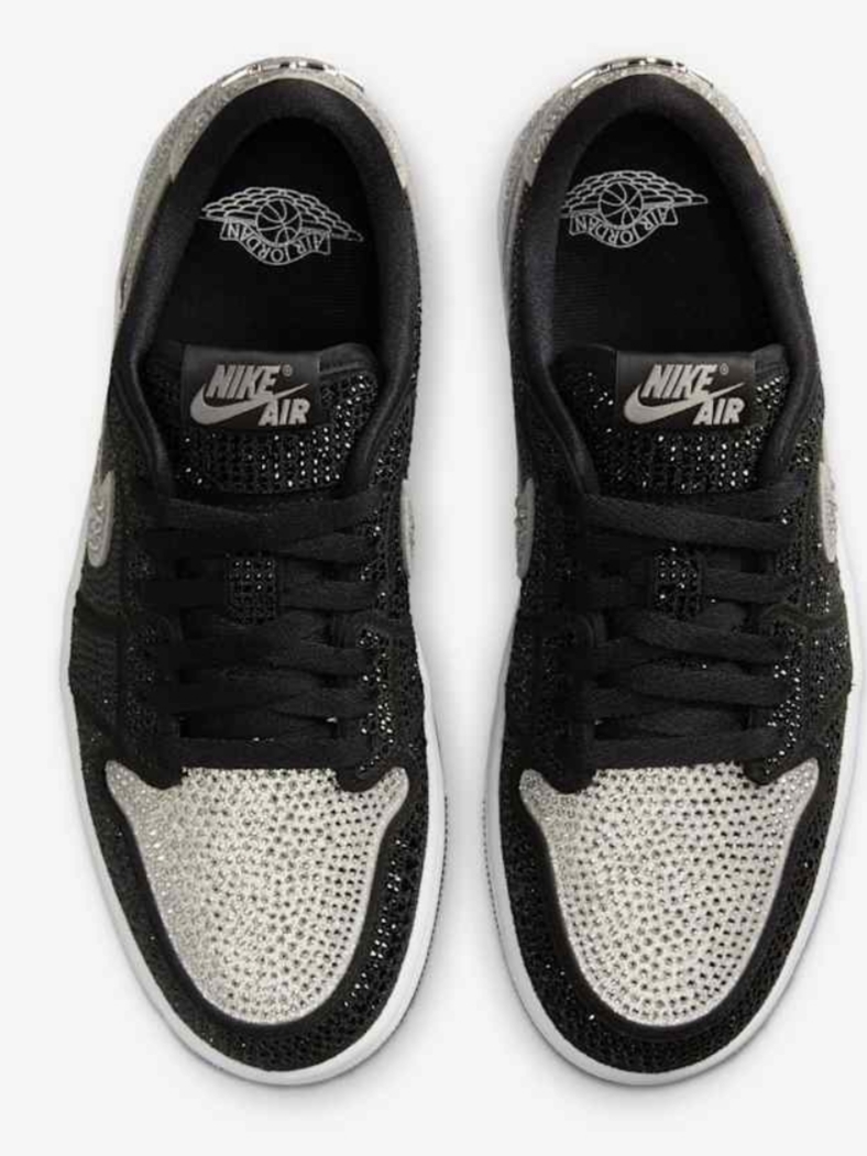(W) Jordan 1 x Swarovski Low OG Crystal 착용 스타일
