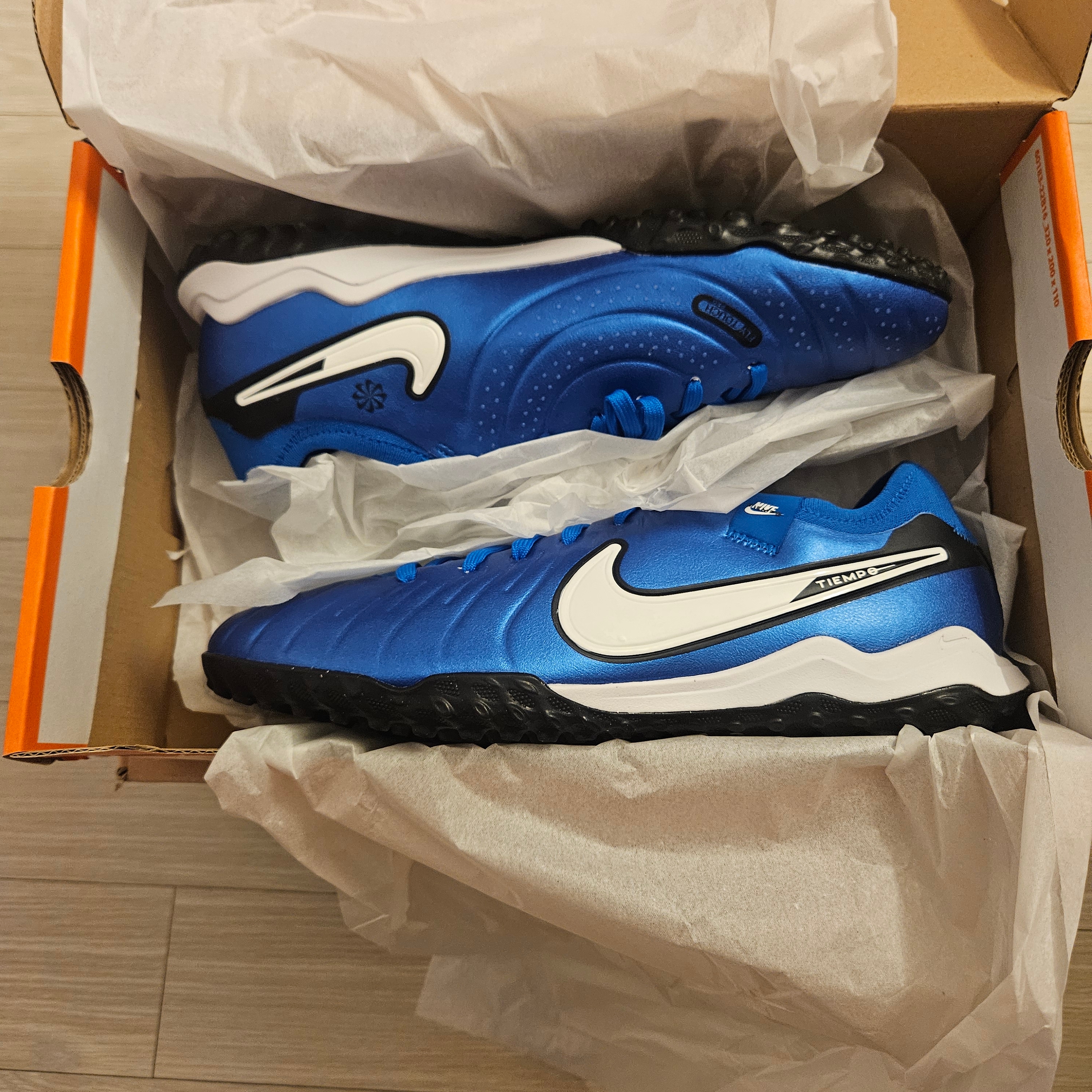 Nike Tiempo Legend 10 Pro TF Soar White 착용 스타일