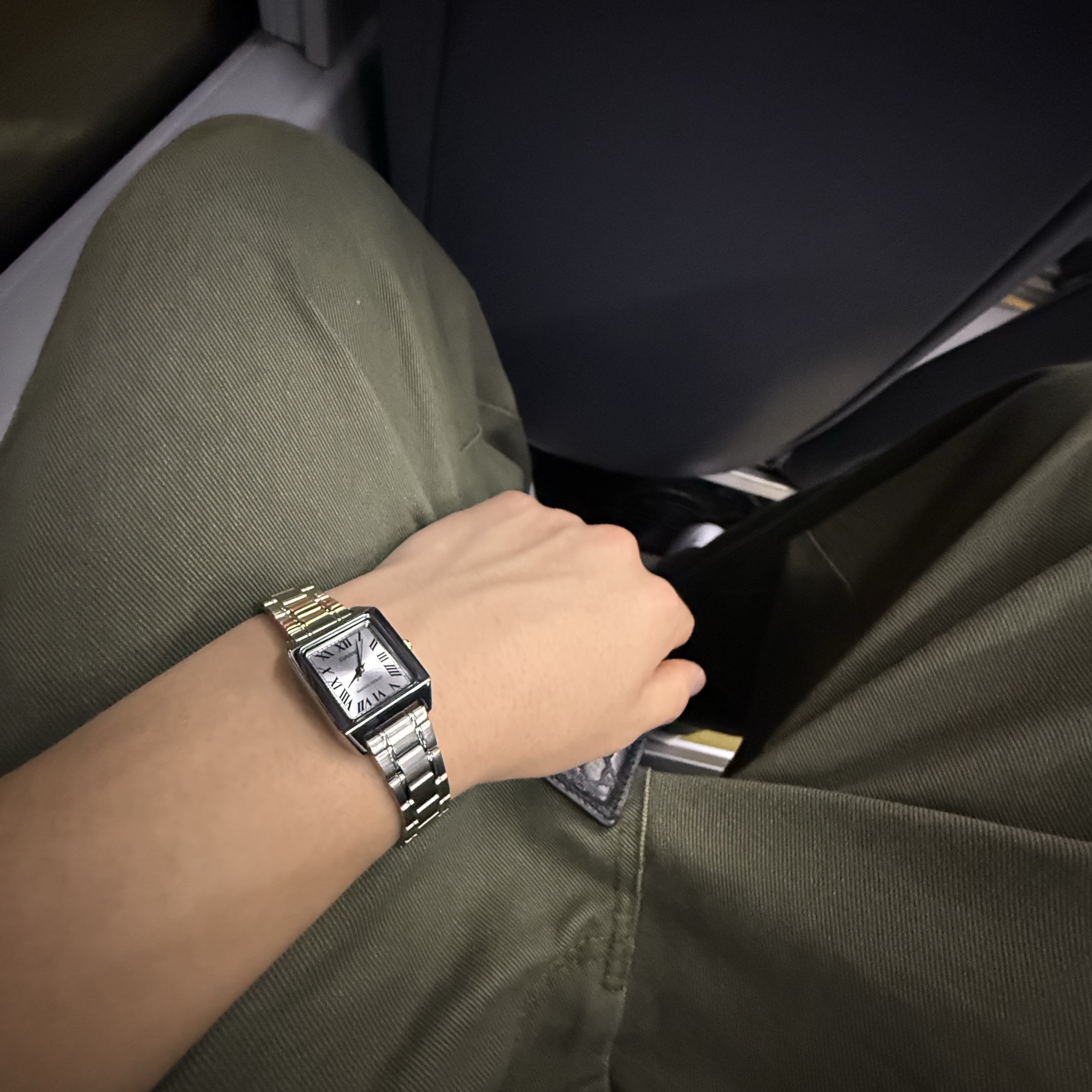 Casio LTP-V007D-7B 착용 스타일