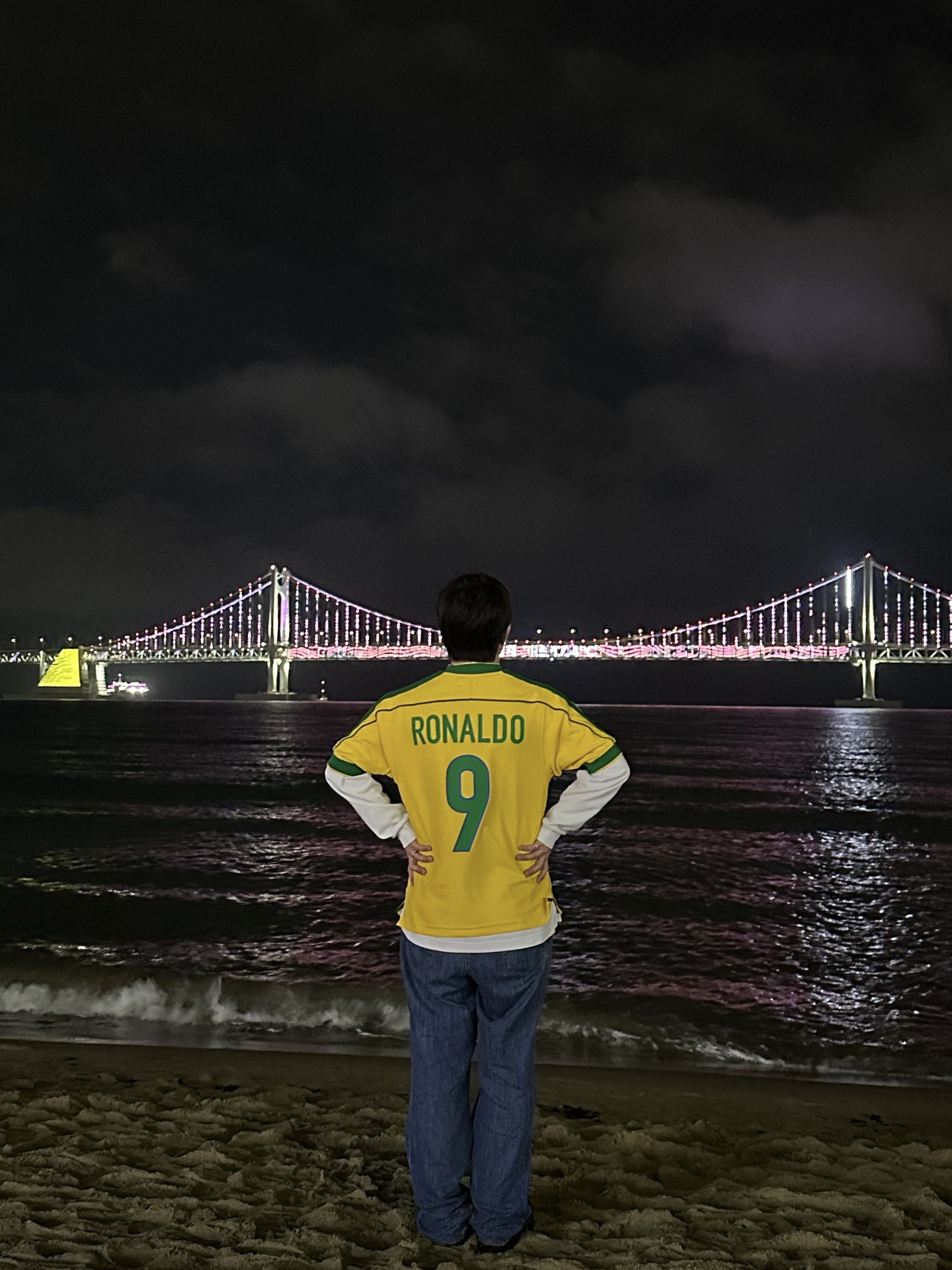 Nike Brazil 1998 Reissue Soccer Replica Jersey Varsity Maize Ronaldo (Marking Ver.) 착용 스타일