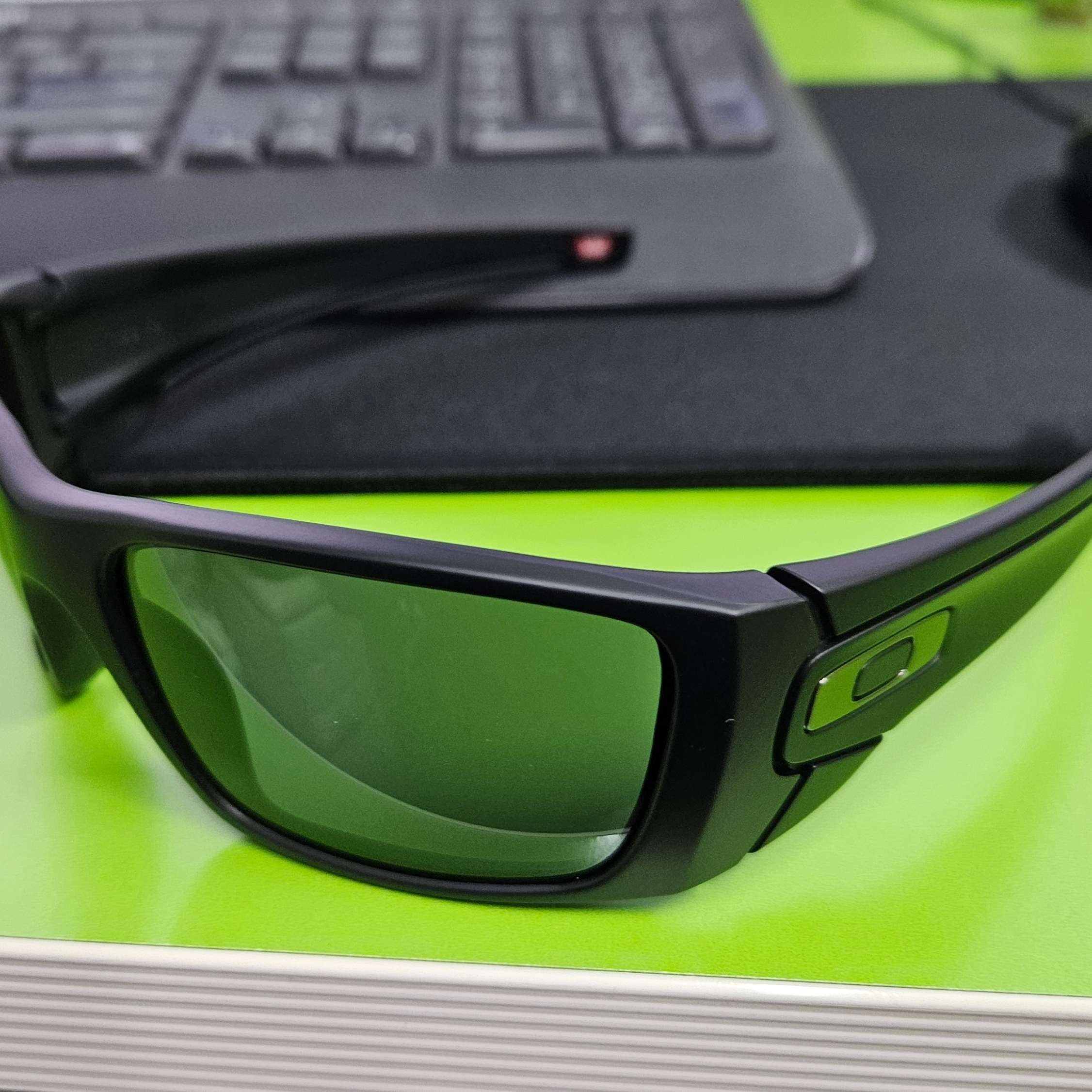 Oakley SI Gascan Matte Black Frame Prizm Black Lenses High Bridge Fit 착용 스타일