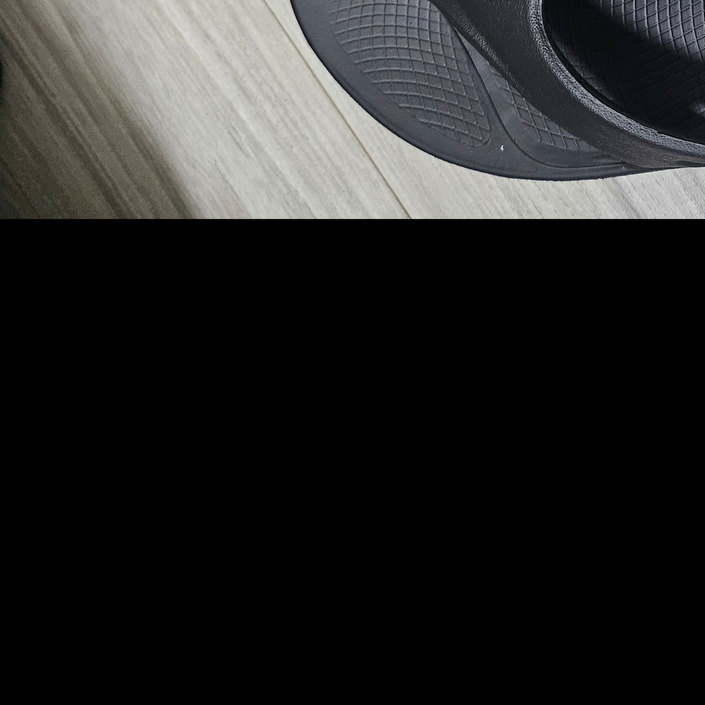Oofos OOriginal Black 착용 스타일