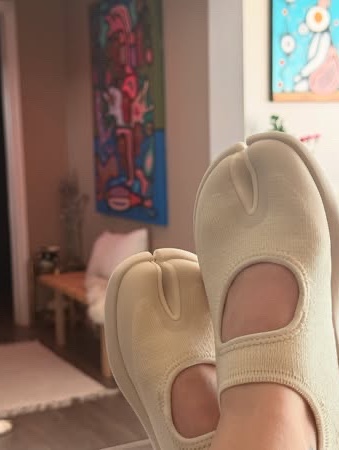 Tabi Women Sandal Off-White - 25SS 착용 스타일 - 2