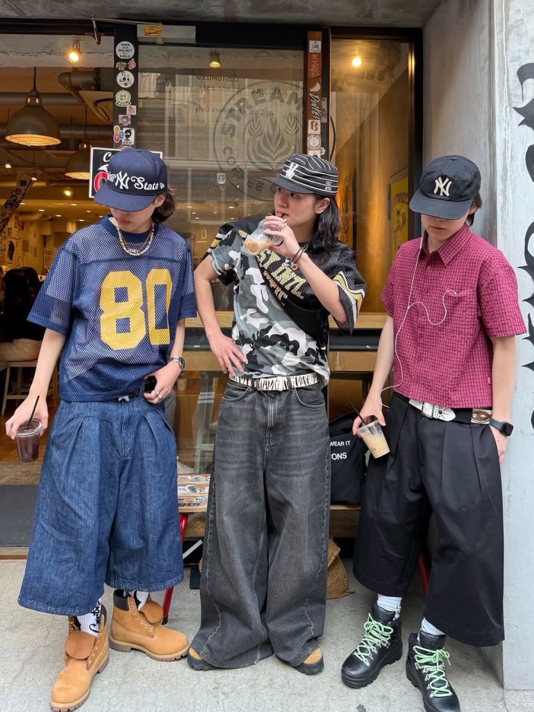 Palace OM Mesh Jersey Black - 25SS, Stussy Surfman Mesh Football Jersey Black 착용 스타일 - 5