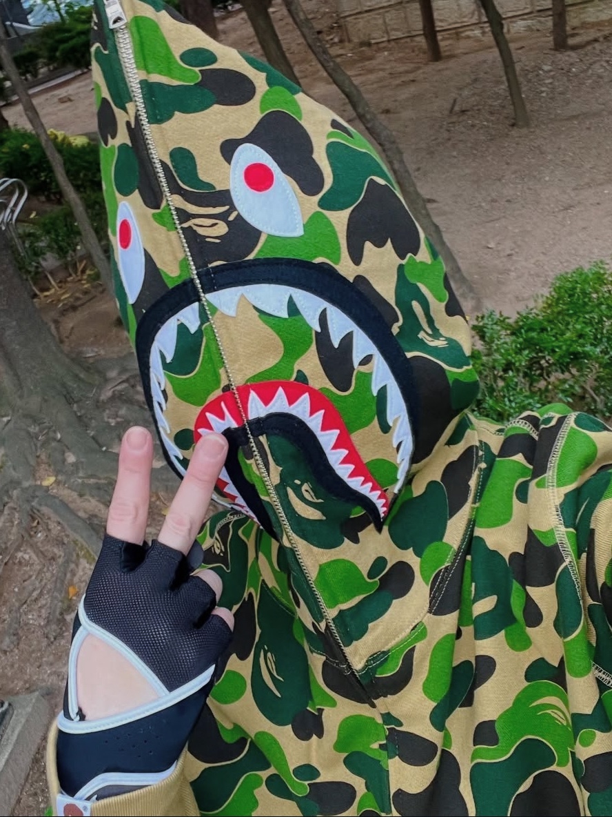 BAPE PONR ABC Camo Shark Full Zip Hoodie Army Green, Adidas x BAPE Forum 84 Low Green Camo 착용 스타일 - 2