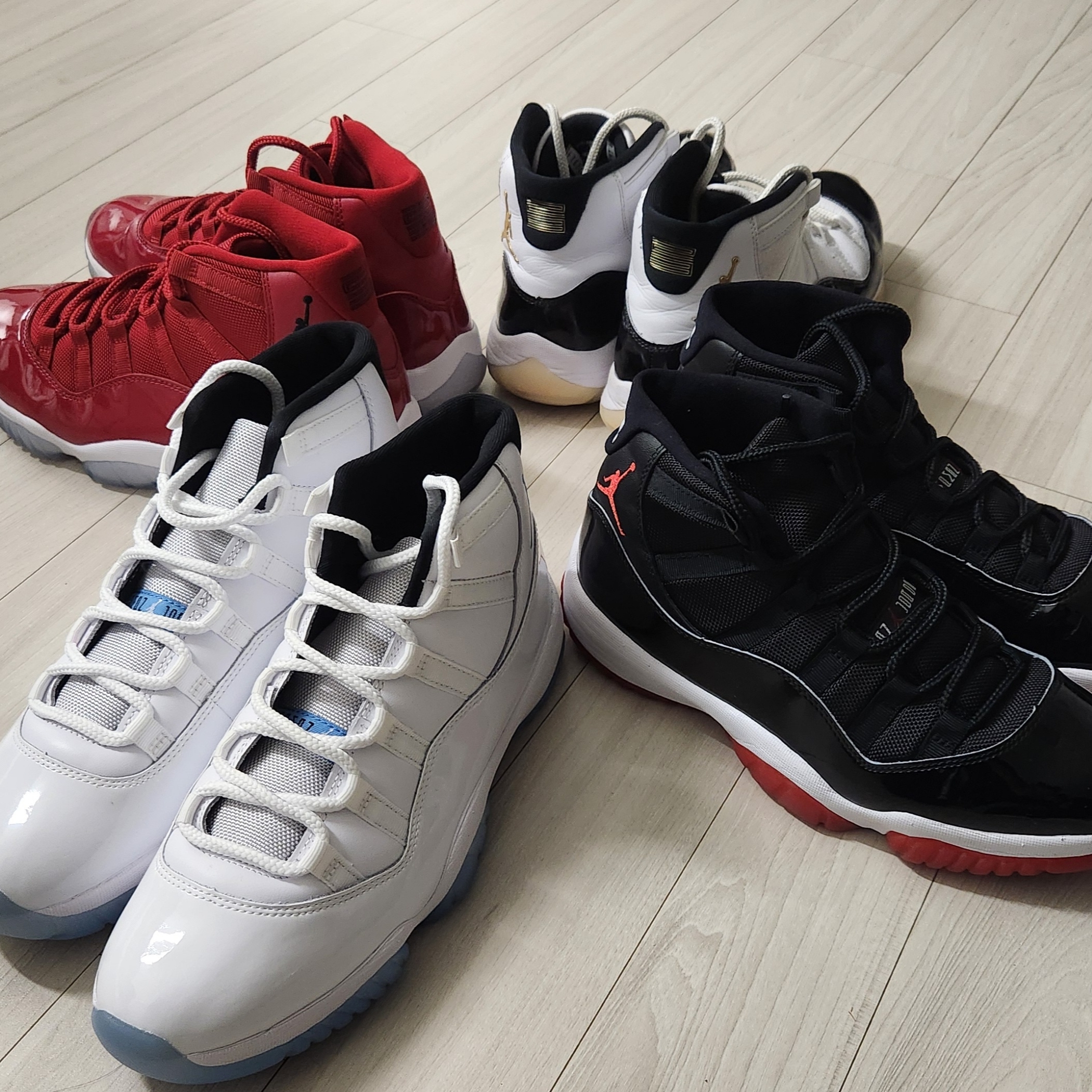 Jordan 11 Retro Legend Blue 2024, Jordan 11 Retro Bred 2019 착용 스타일 - 1