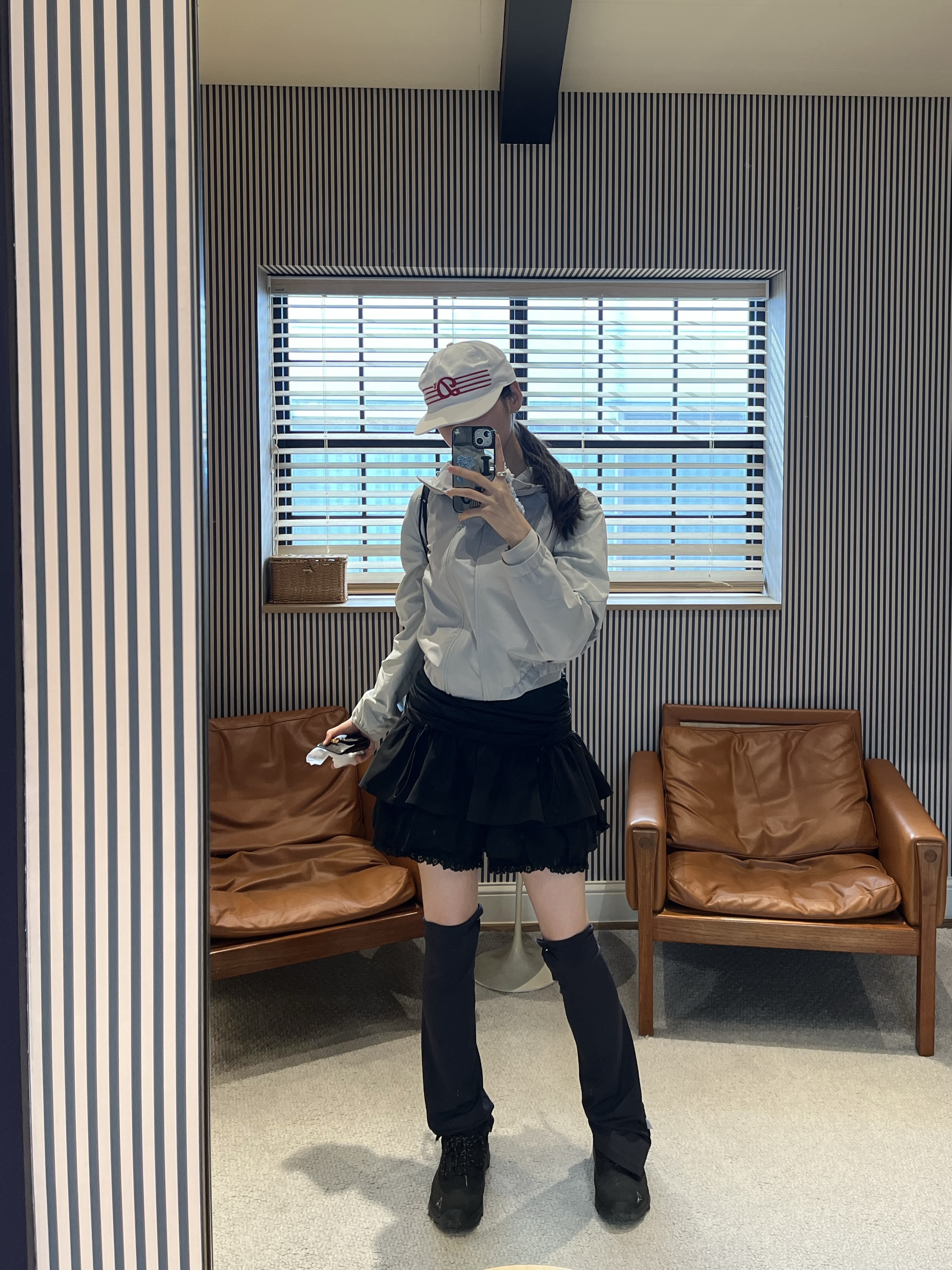 Roa Hiking Katharina Black 착용 스타일