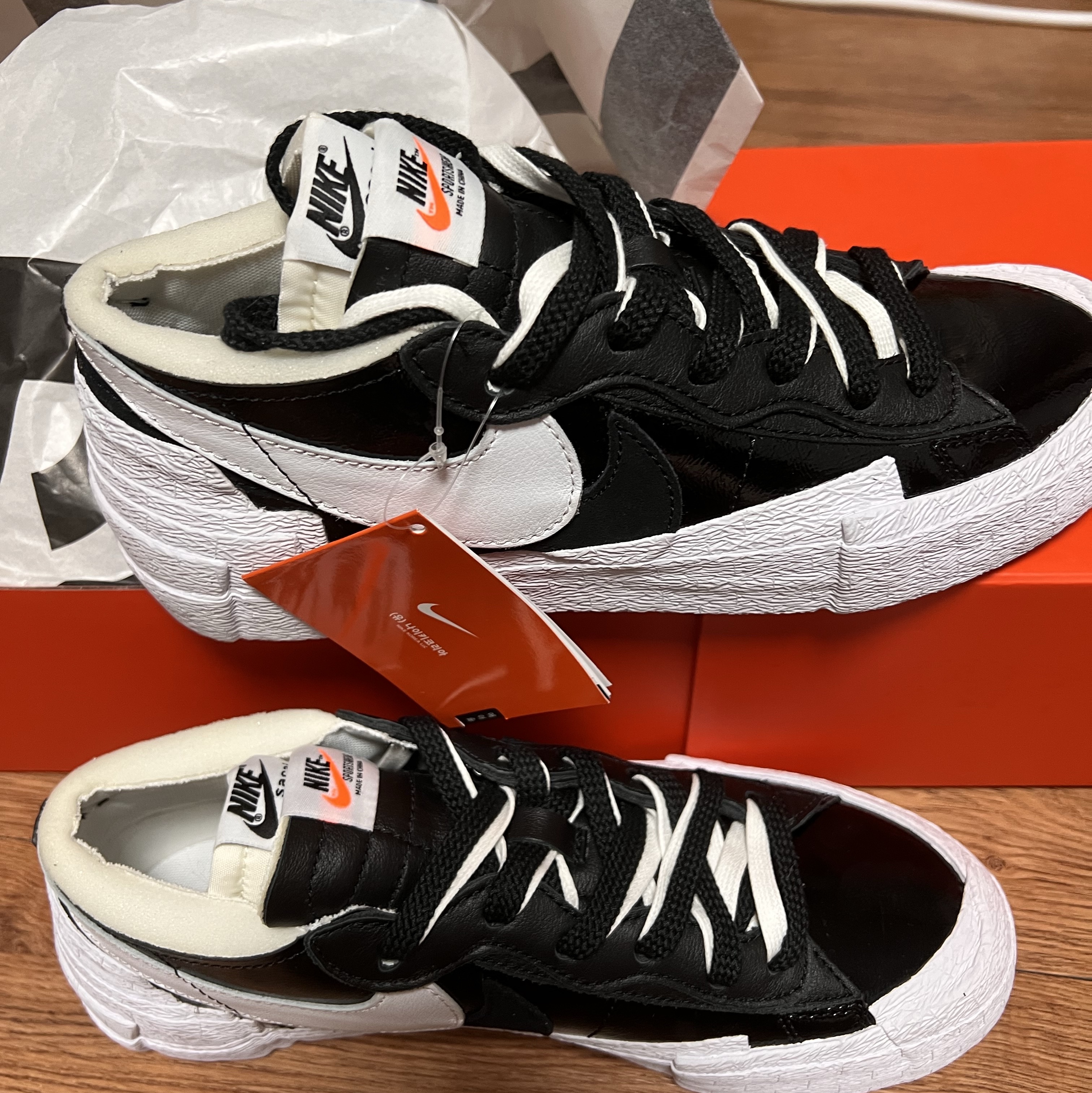 Nike x Sacai Blazer Low Black Patent Leather 착용 스타일
