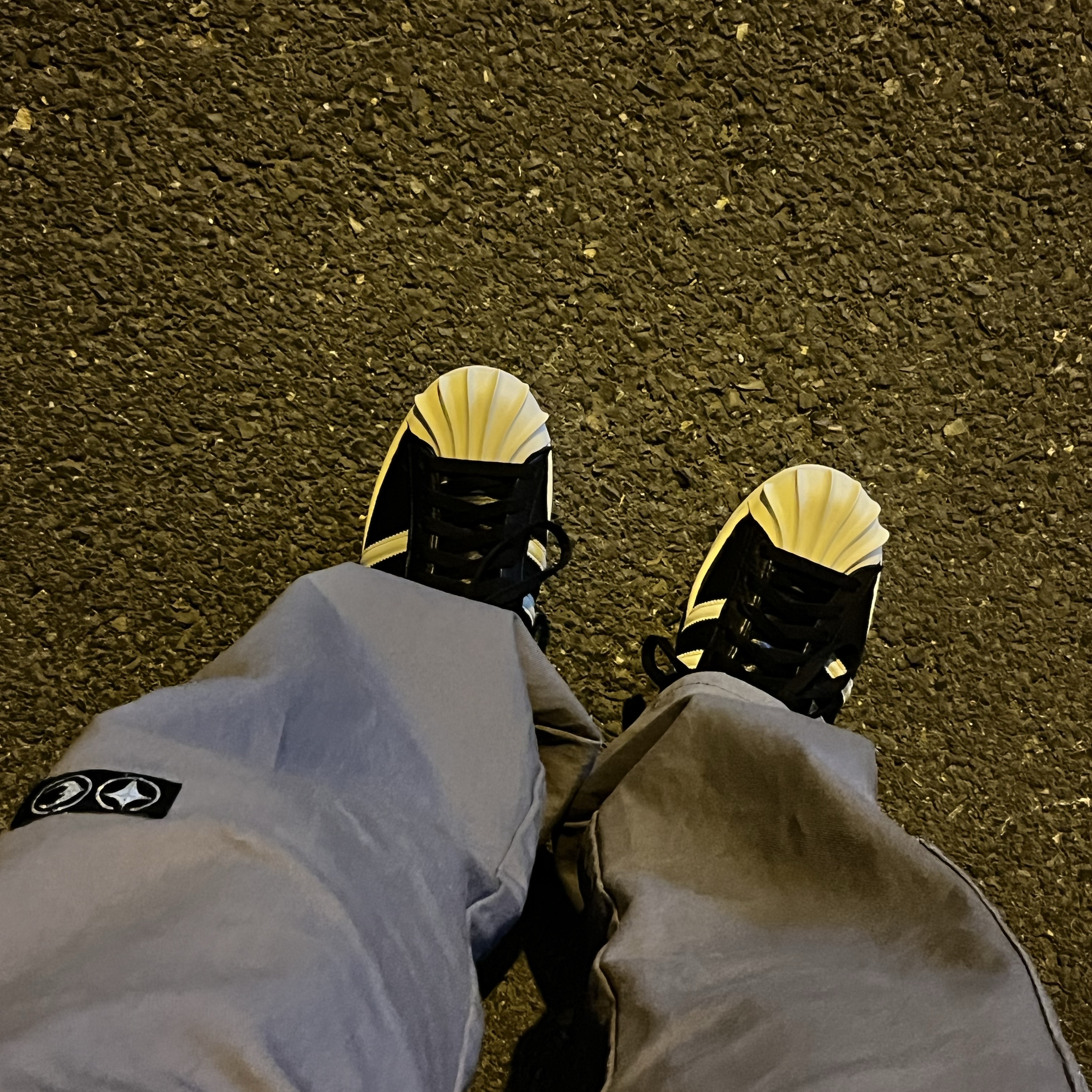 Adidas x Thug Club Superstar Vintage Core Black Cream White, Thug Club Thug Pants (2) Grey 착용 스타일 - 2