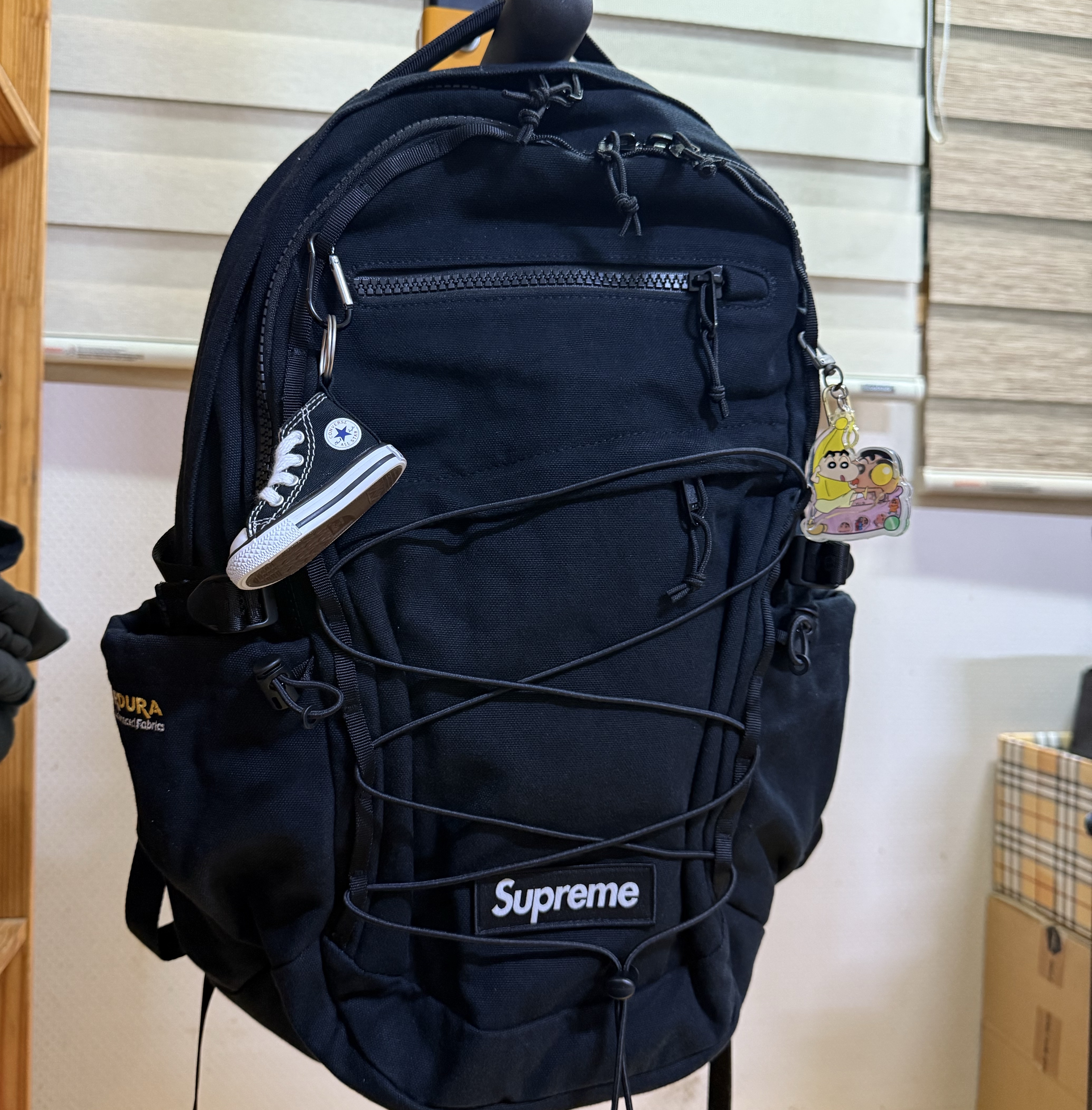 Supreme Backpack Black - 25SS 착용 스타일