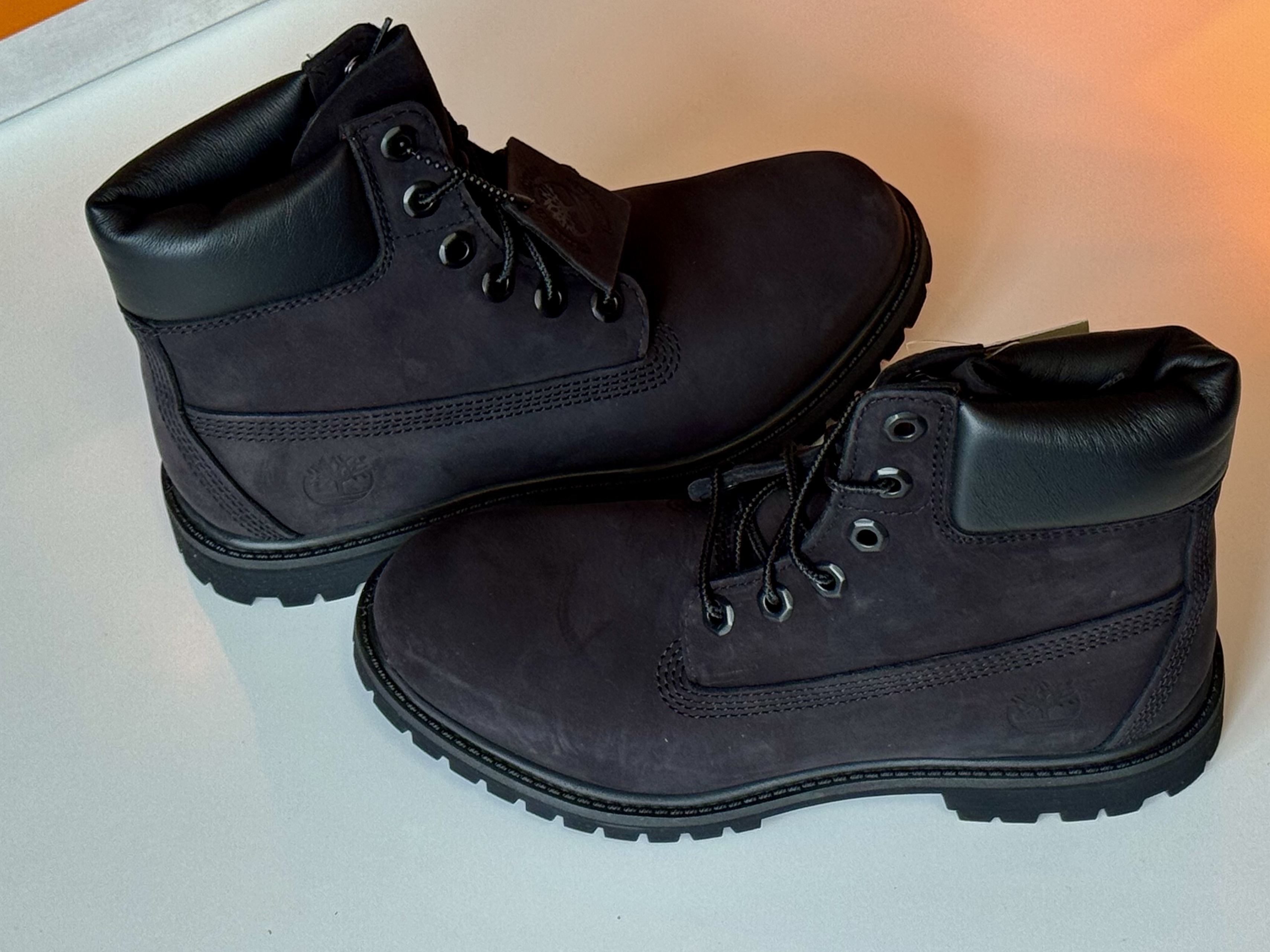 (W) Timberland Premium 6 inch Waterproof Boot Black - Wide, Timberland Premium 6 inch Waterproof Boot Black Nubuck - Wide 착용 스타일 - 1