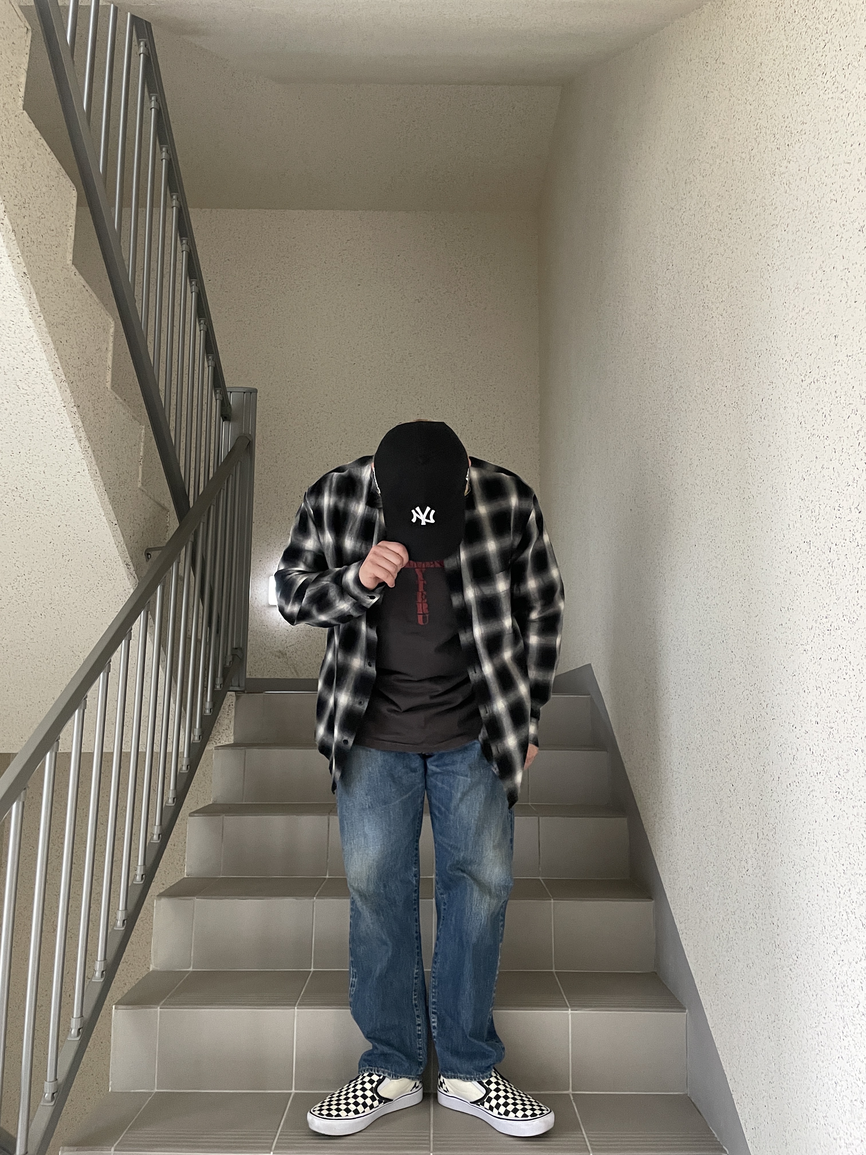 Vans Slip-On ComfyCush Checkerboard 착용 스타일 - 4