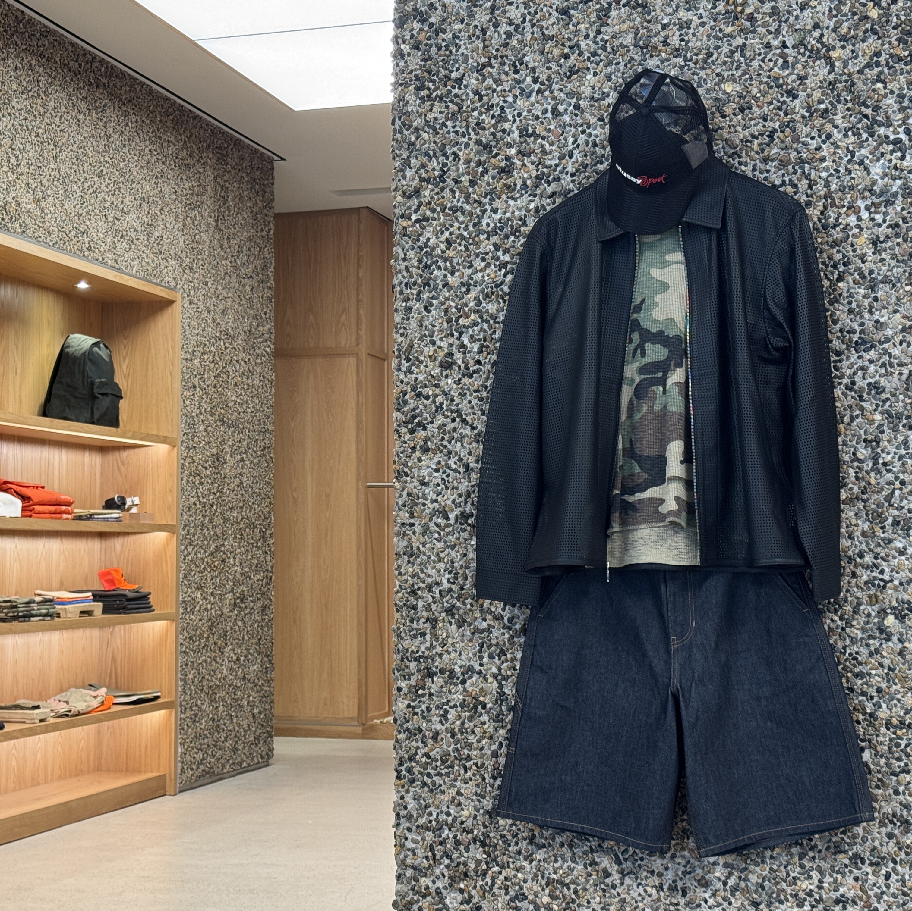 Stussy Pigment Dyed SS Thermal T-Shirt Camo 착용 스타일