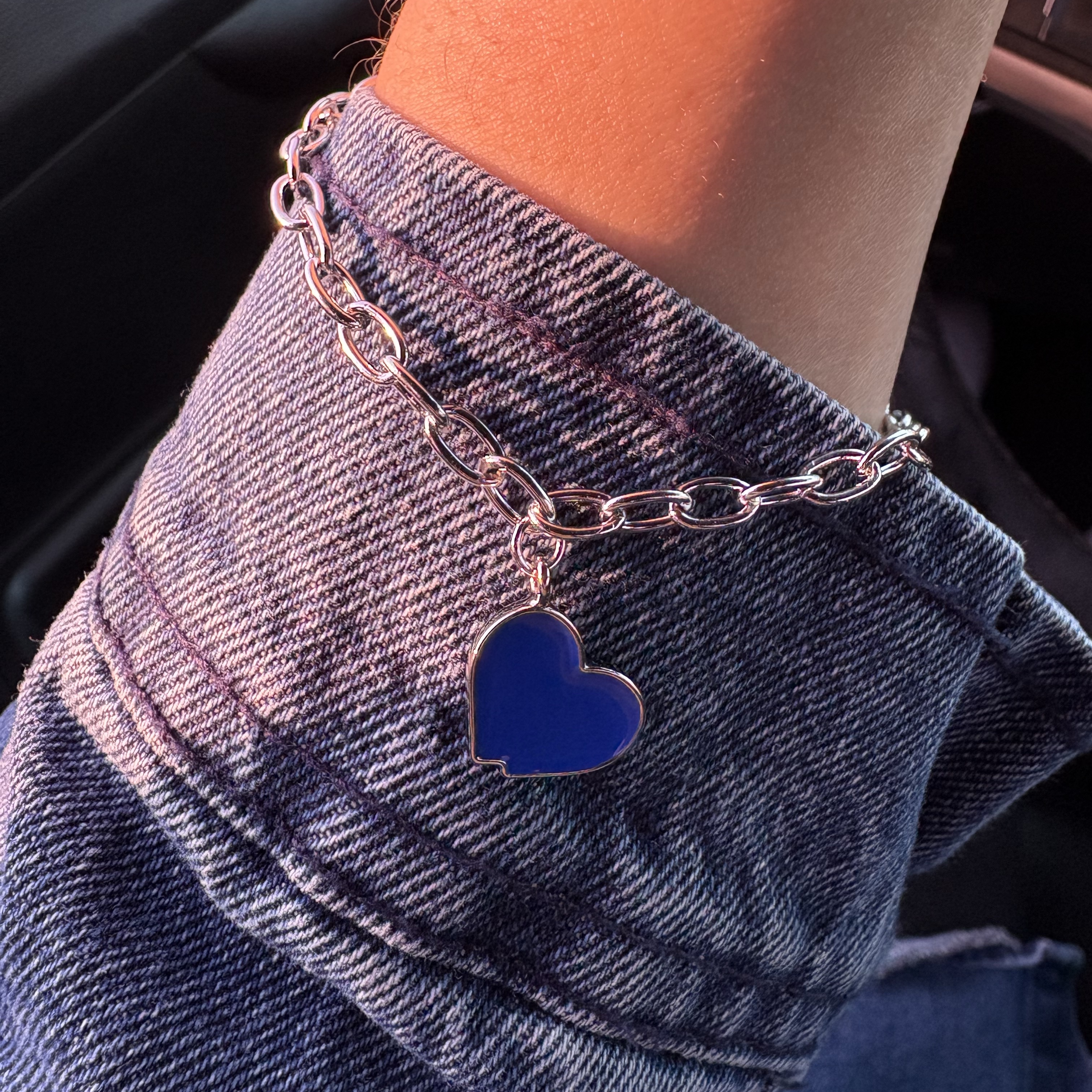 Ader Error Twin Heart Bracelet Silver 착용 스타일