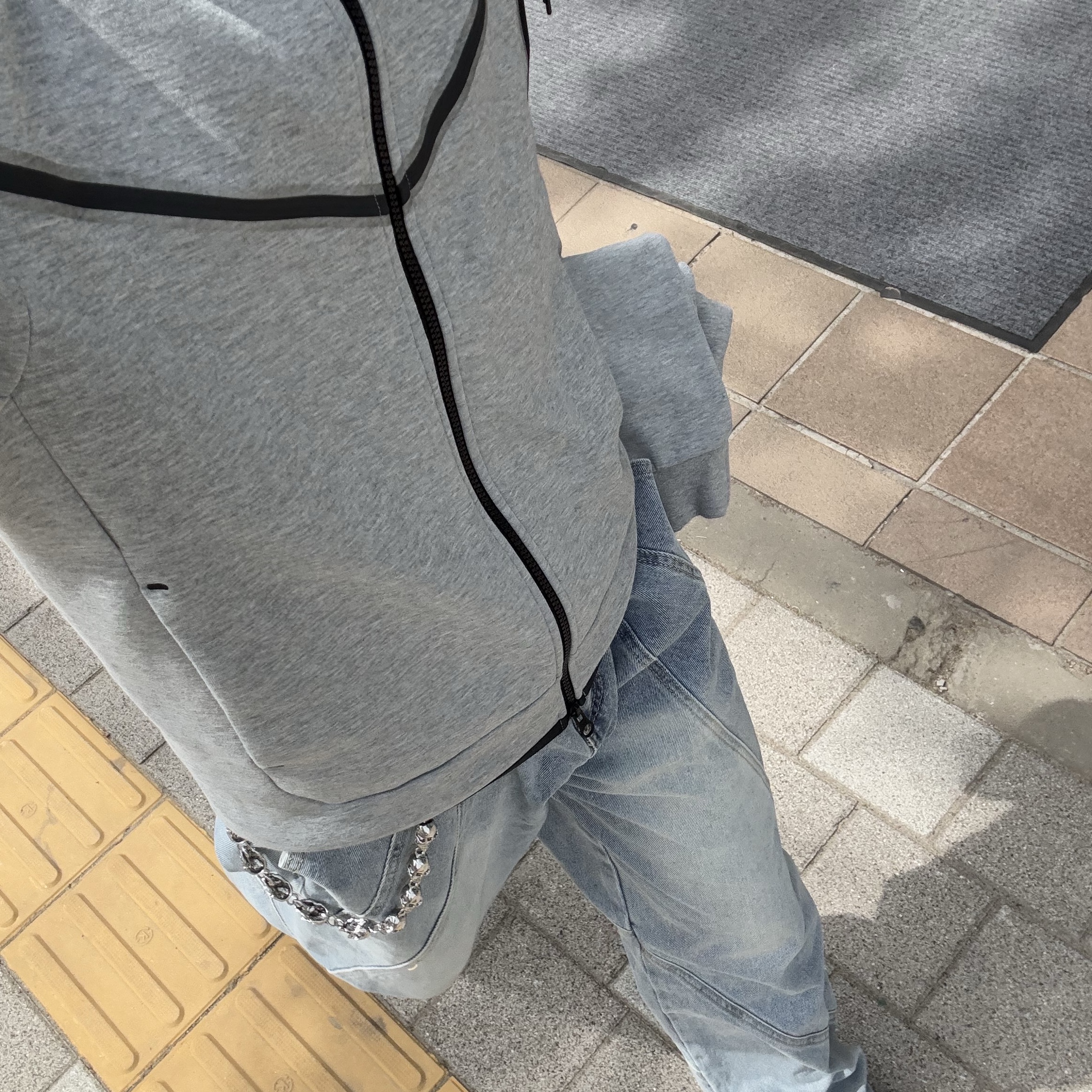 Nike Hoops Elite Backpack 32L White Black, Nike NSW Tech Fleece Full Zip Hoodie Dark Grey Heather - Asia 착용 스타일 - 7