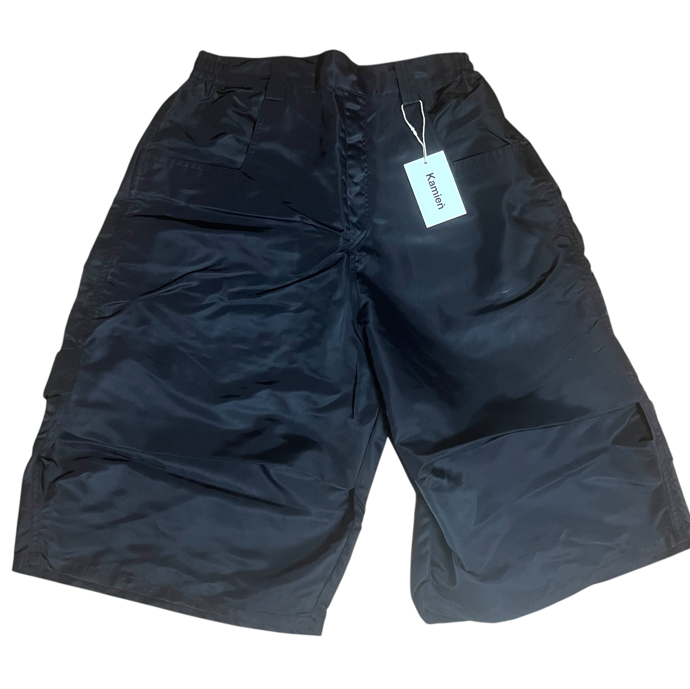 Kamien 247 Nylon Bermuda Pants Black, Kamien 247 Nylon Bermuda Pants Black 착용 스타일 - 1